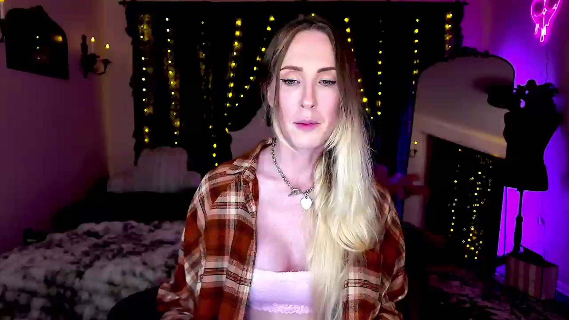 Gallery image thumbnail from Troublesome's myfreecams stream on, 08/23/2026, 05:03 image 19 of 20