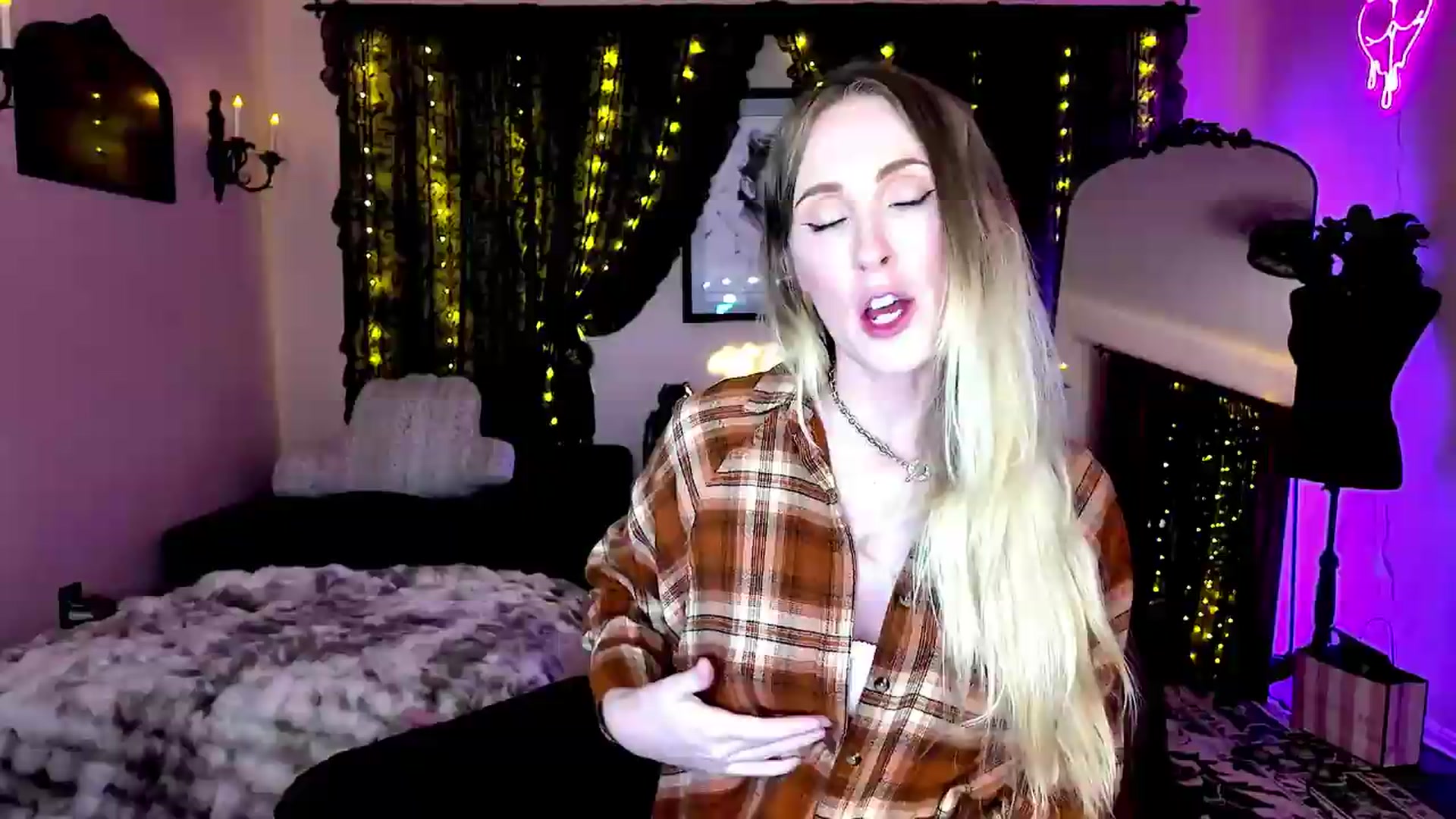 Gallery image thumbnail from Troublesome's myfreecams stream on, 08/23/2026, 05:03 image 5 of 20