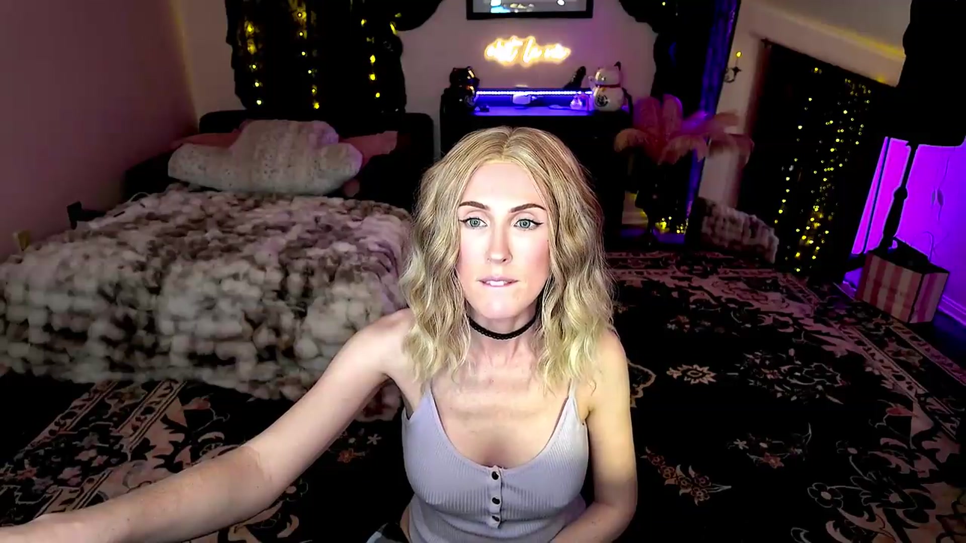 Gallery image thumbnail from Troublesome's myfreecams stream on, 08/29/2026, 03:32 image 7 of 20