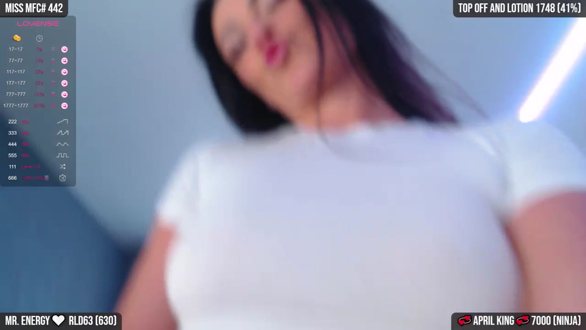 Gallery image thumbnail from TruEnergy's myfreecams stream on, 04/17/2024, 03:33 image 18 of 20