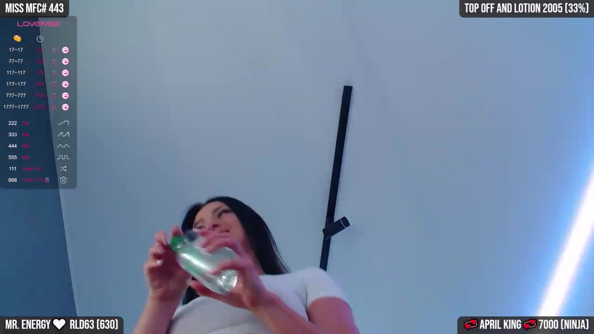 Gallery image thumbnail from TruEnergy's myfreecams stream on, 04/17/2024, 03:33 image 15 of 20