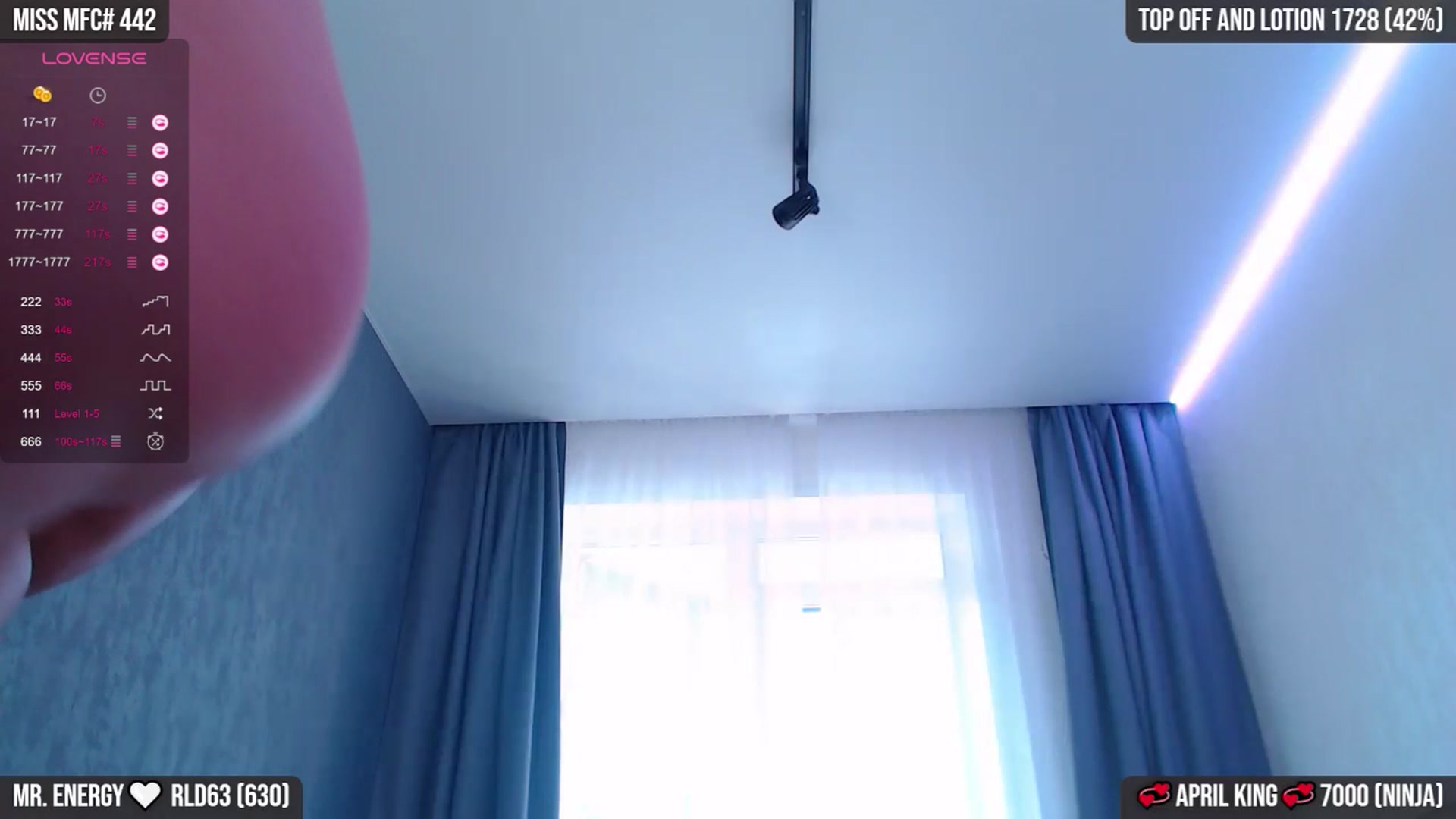 Gallery image thumbnail from TruEnergy's myfreecams stream on, 04/17/2024, 03:33 image 19 of 20