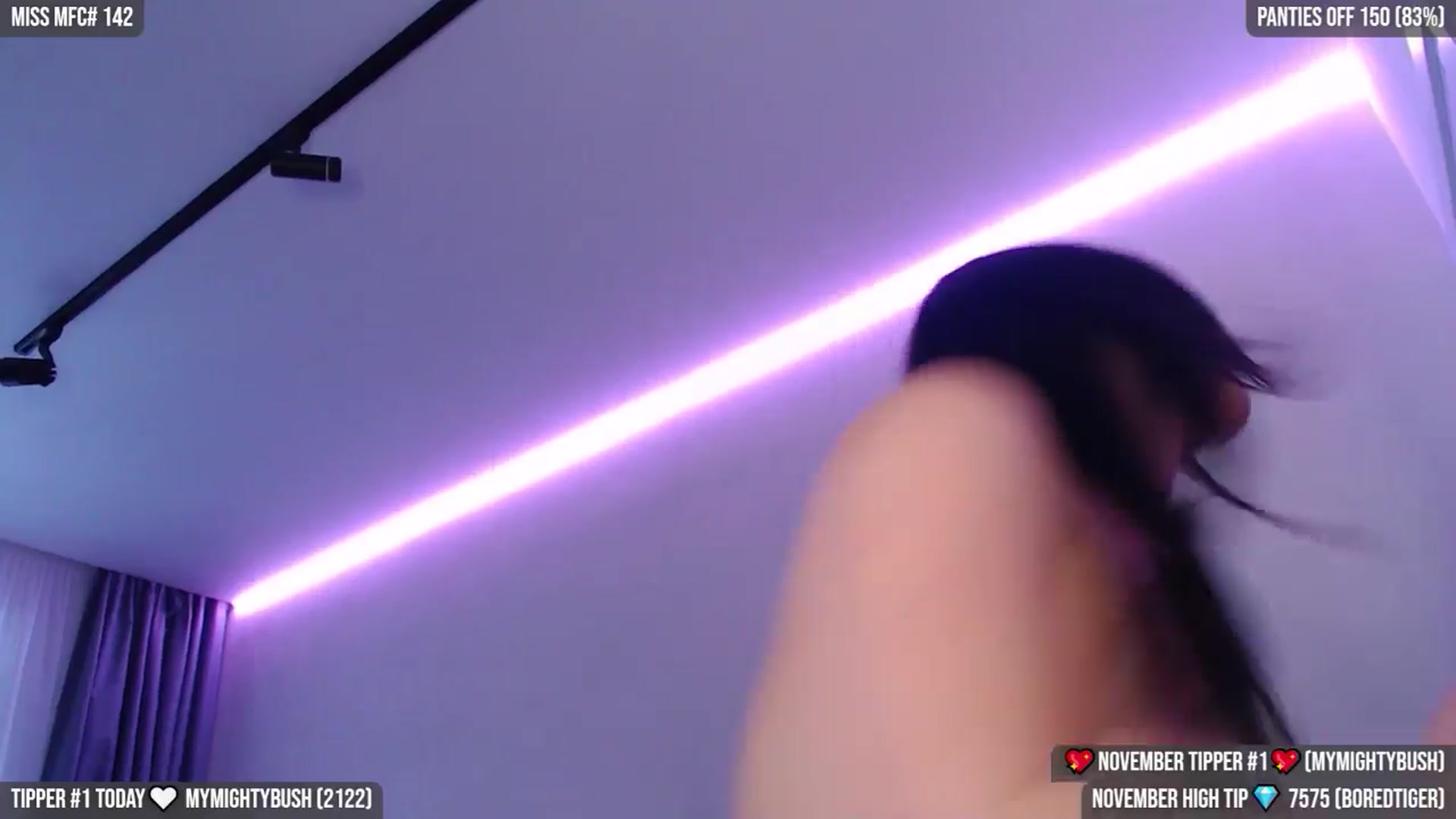 Gallery image thumbnail from TruEnergy's myfreecams stream on, 11/16/2024, 05:16 image 19 of 20
