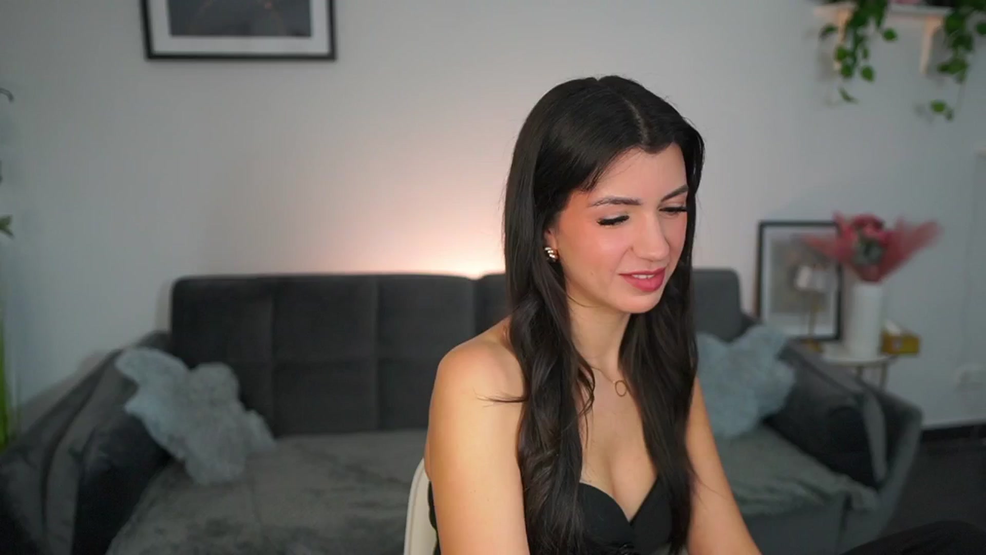 Gallery image thumbnail from Tru_Kait's myfreecams stream on, 11/11/2025, 10:25 image 6 of 20
