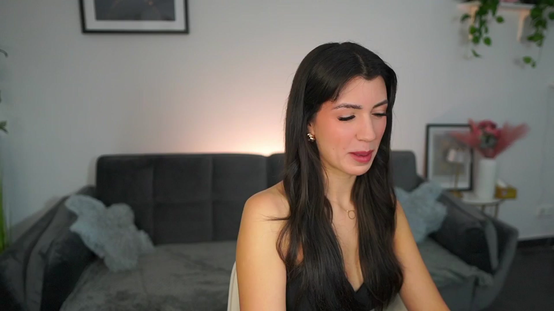 Gallery image thumbnail from Tru_Kait's myfreecams stream on, 11/11/2025, 10:25 image 8 of 20
