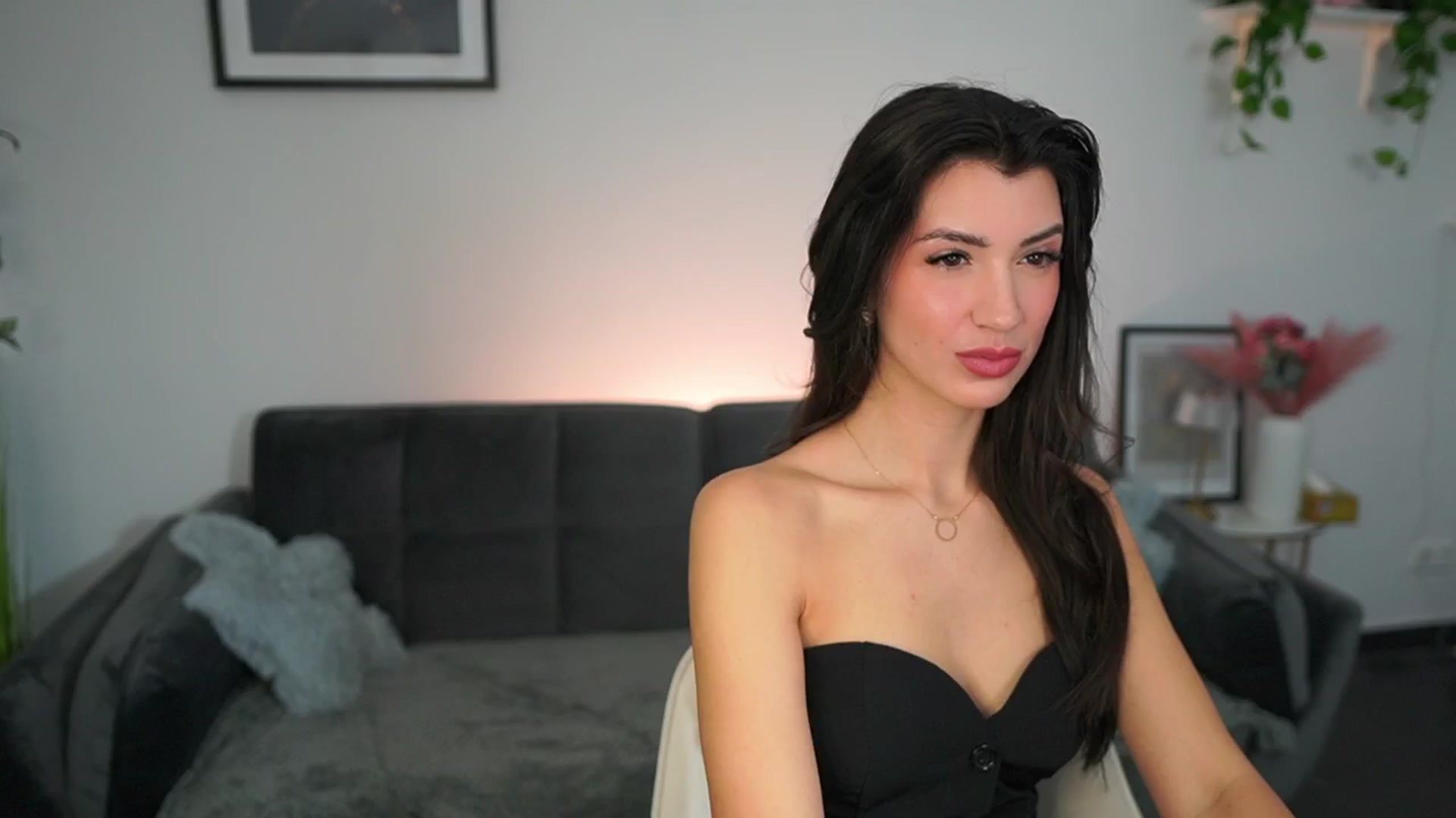 Gallery image thumbnail from Tru_Kait's myfreecams stream on, 11/11/2025, 10:25 image 17 of 20