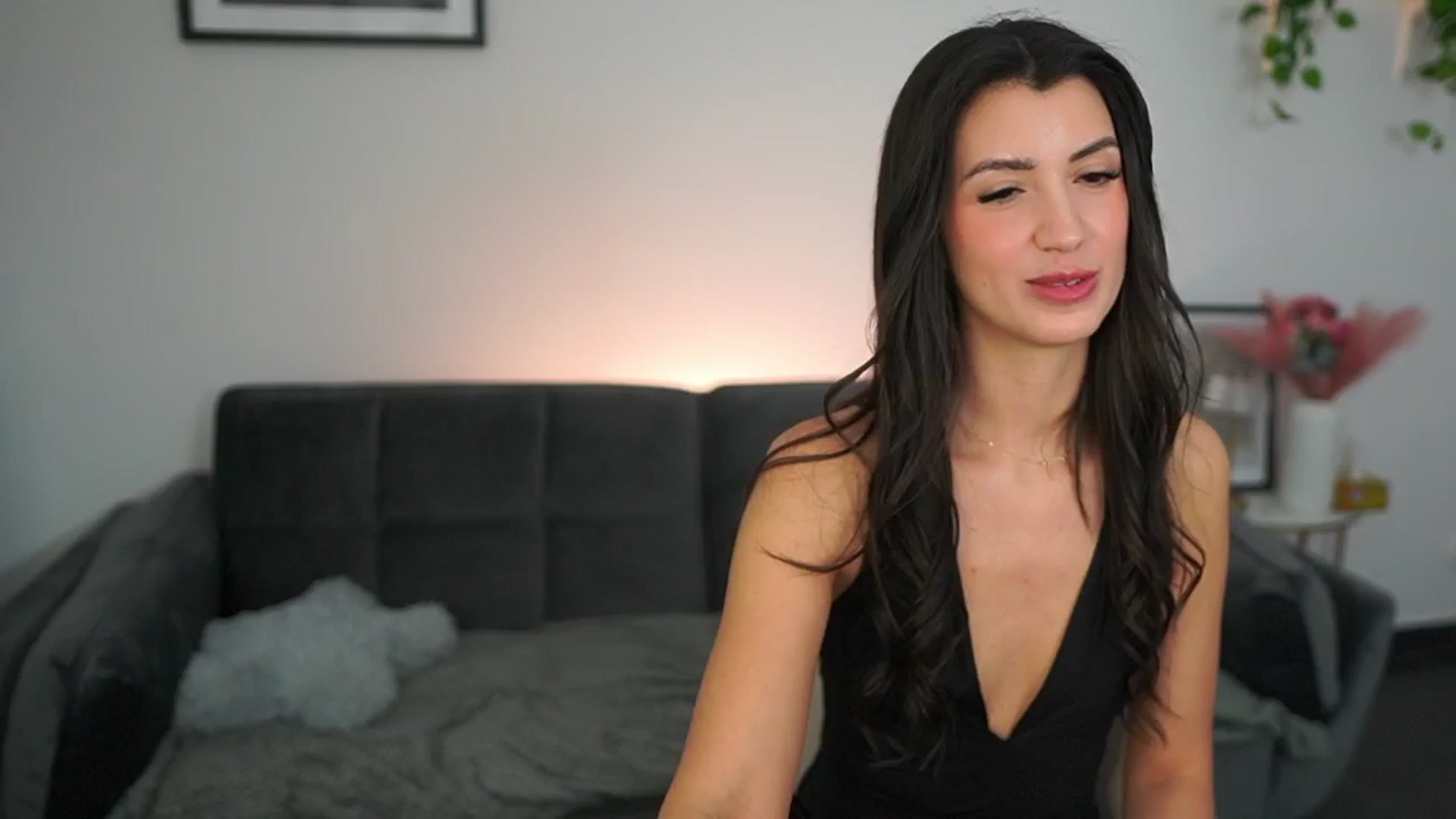Gallery image thumbnail from Tru_Kait's myfreecams stream on, 11/12/2025, 16:19 image 20 of 20