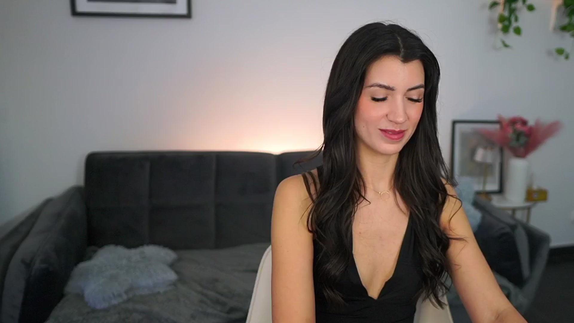 Gallery image thumbnail from Tru_Kait's myfreecams stream on, 11/12/2025, 17:07 image 11 of 20