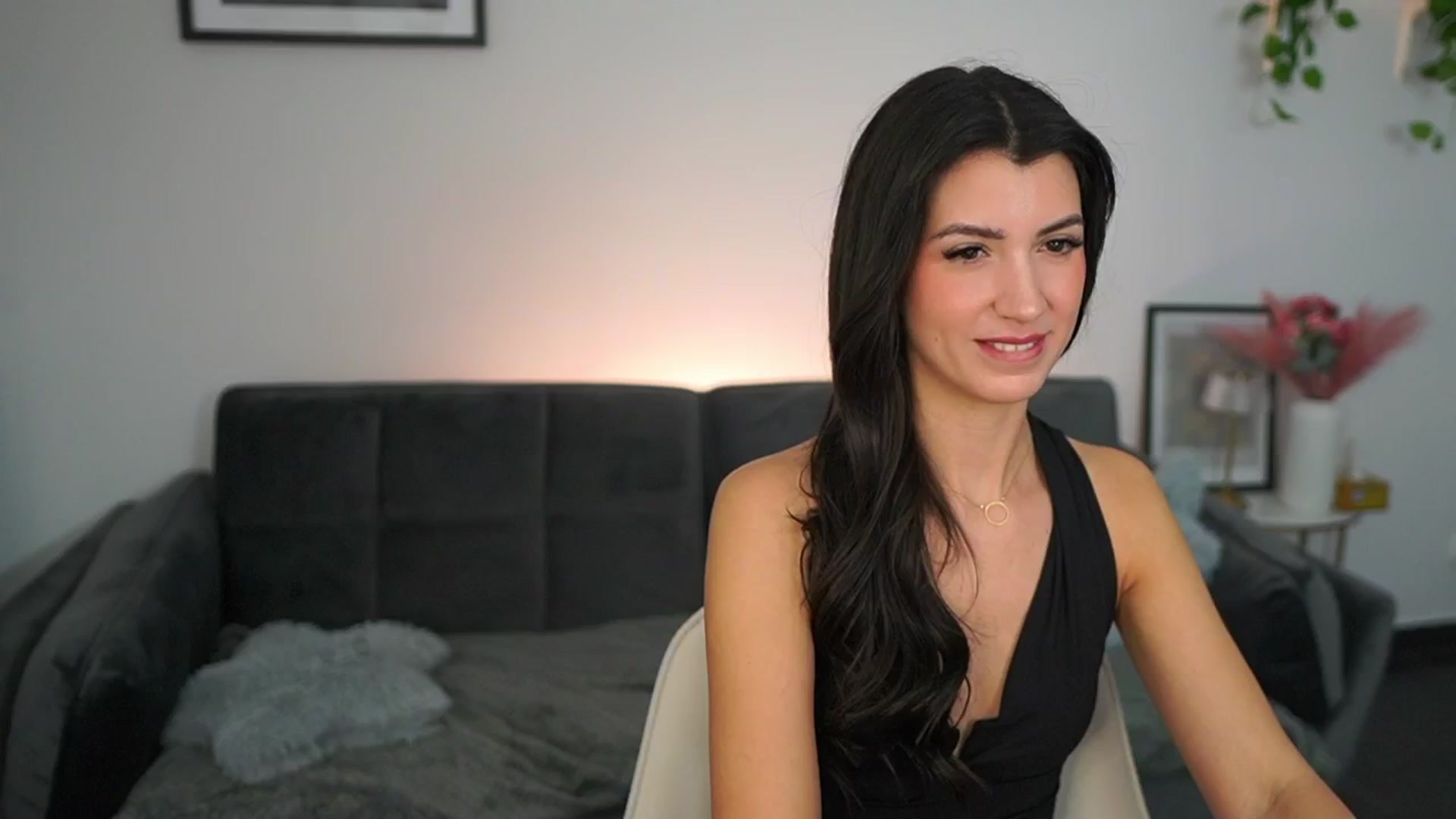Gallery image thumbnail from Tru_Kait's myfreecams stream on, 11/12/2025, 17:07 image 19 of 20
