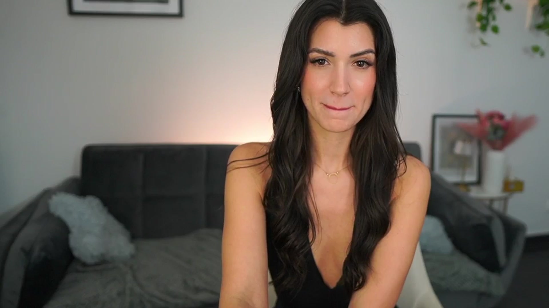 Gallery image thumbnail from Tru_Kait's myfreecams stream on, 11/12/2025, 19:19 image 16 of 20