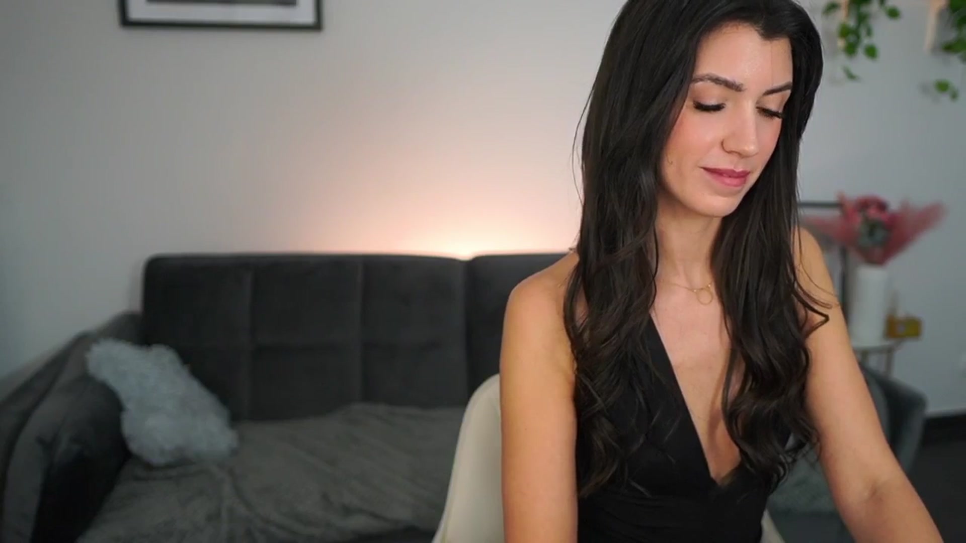 Gallery image thumbnail from Tru_Kait's myfreecams stream on, 11/12/2025, 19:19 image 18 of 20