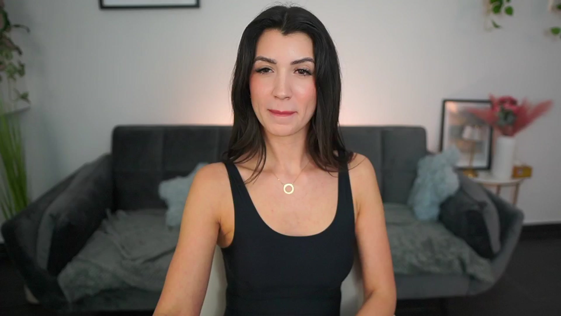 Gallery image thumbnail from Tru_Kait's myfreecams stream on, 11/13/2025, 17:18 image 17 of 20
