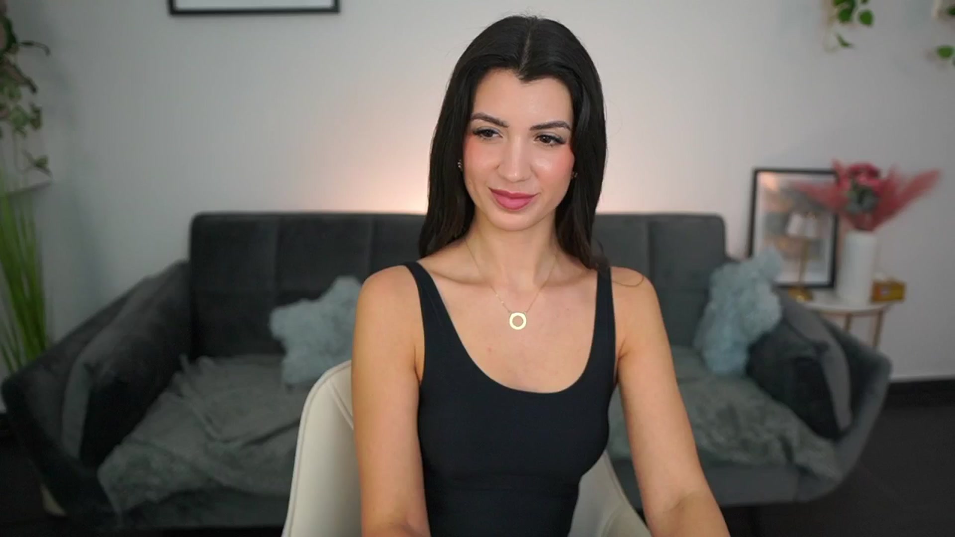 Gallery image thumbnail from Tru_Kait's myfreecams stream on, 11/13/2025, 18:01 image 18 of 20