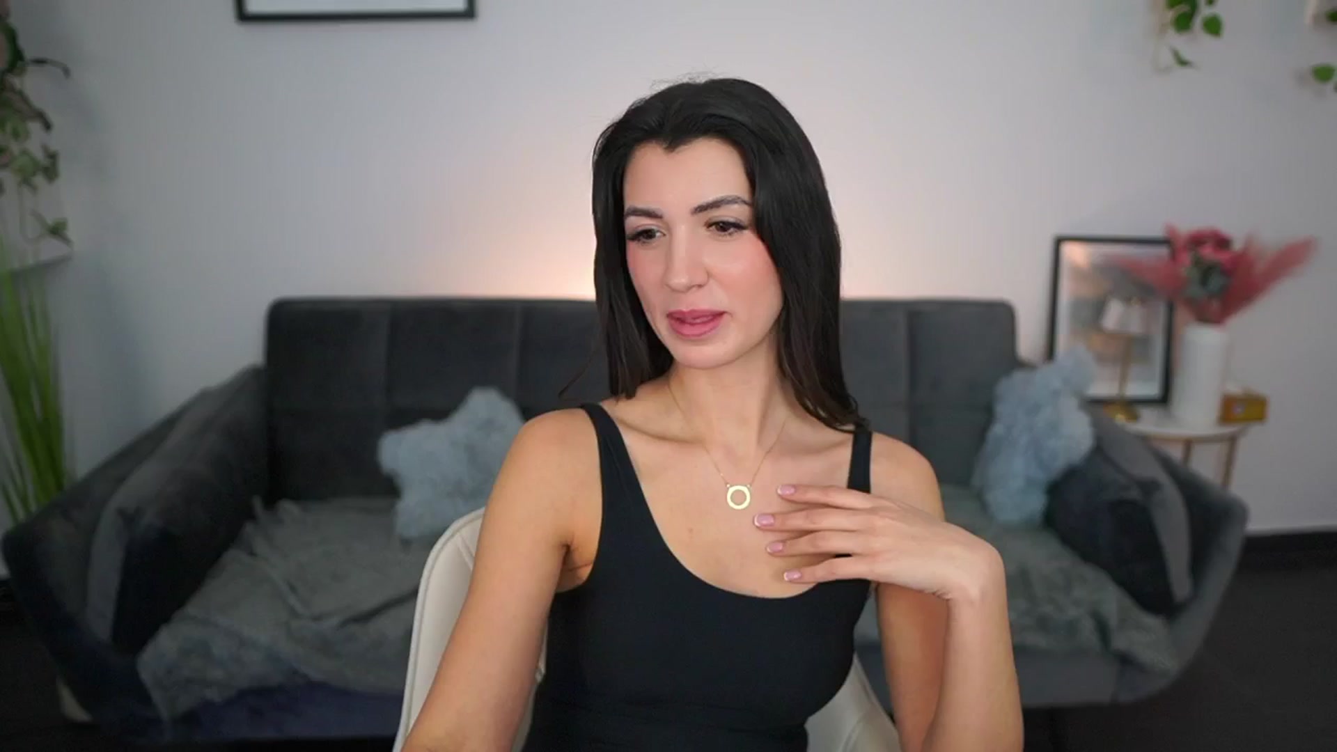 Gallery image thumbnail from Tru_Kait's myfreecams stream on, 11/13/2025, 18:01 image 14 of 20