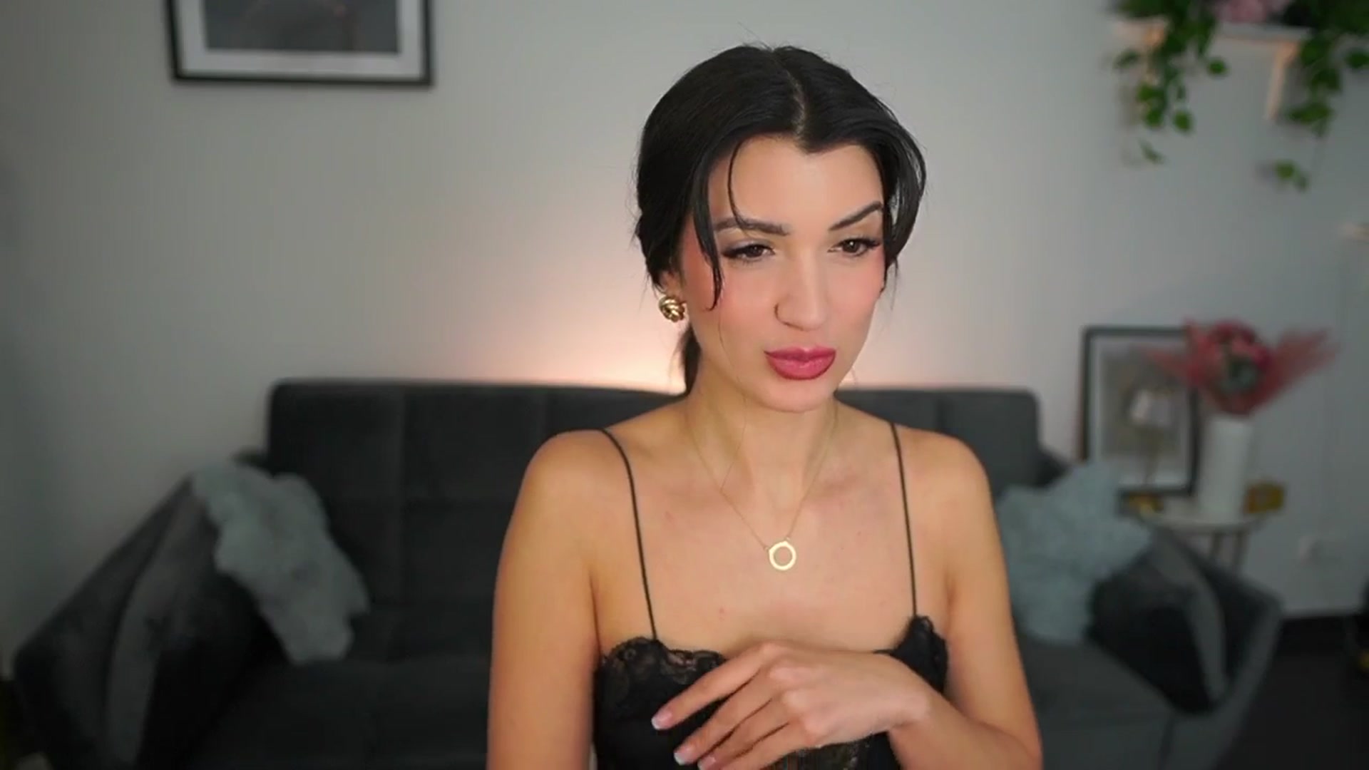 Gallery image thumbnail from Tru_Kait's myfreecams stream on, 11/14/2025, 16:34 image 11 of 20