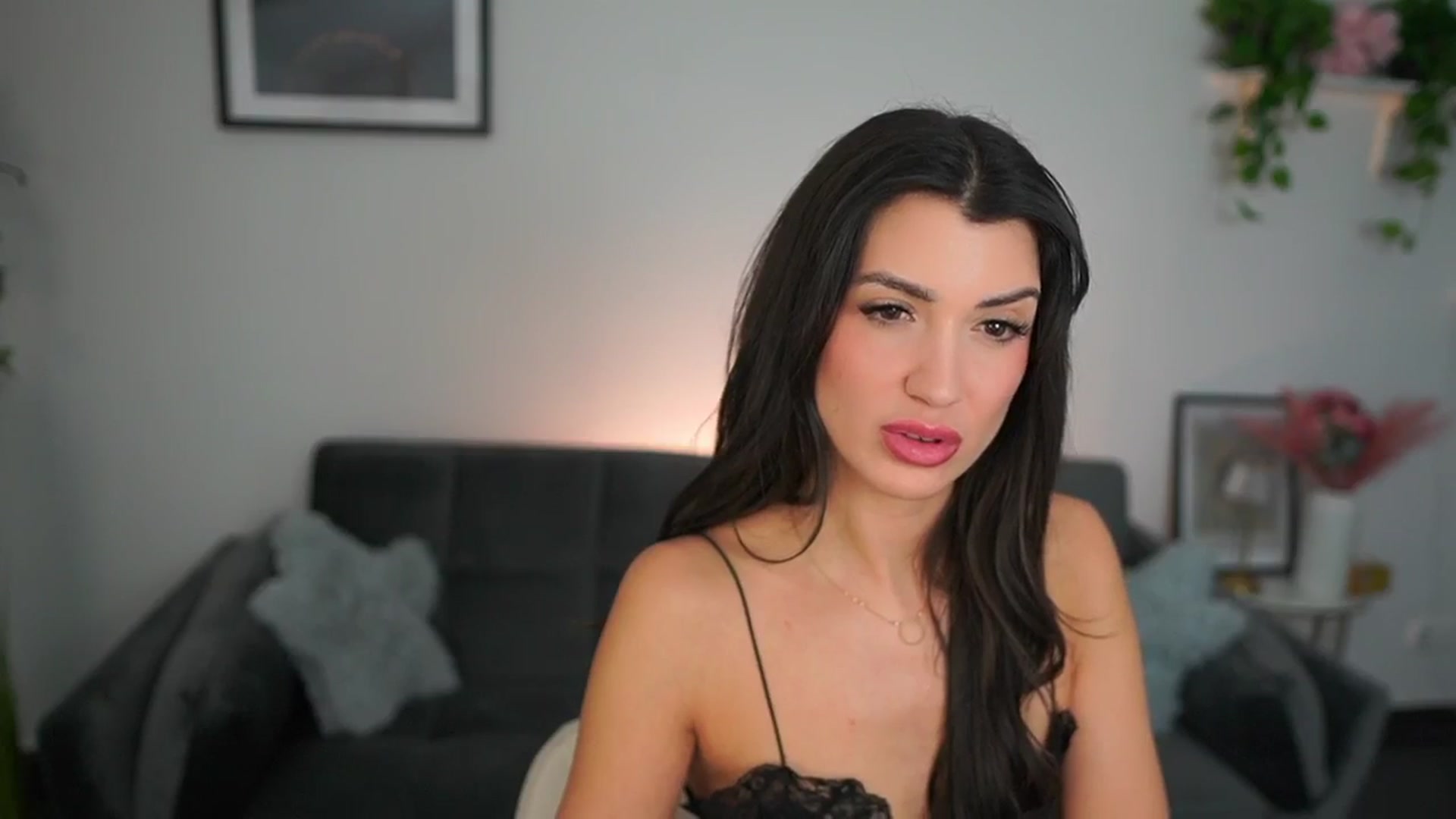 Gallery image thumbnail from Tru_Kait's myfreecams stream on, 11/14/2025, 19:08 image 2 of 20