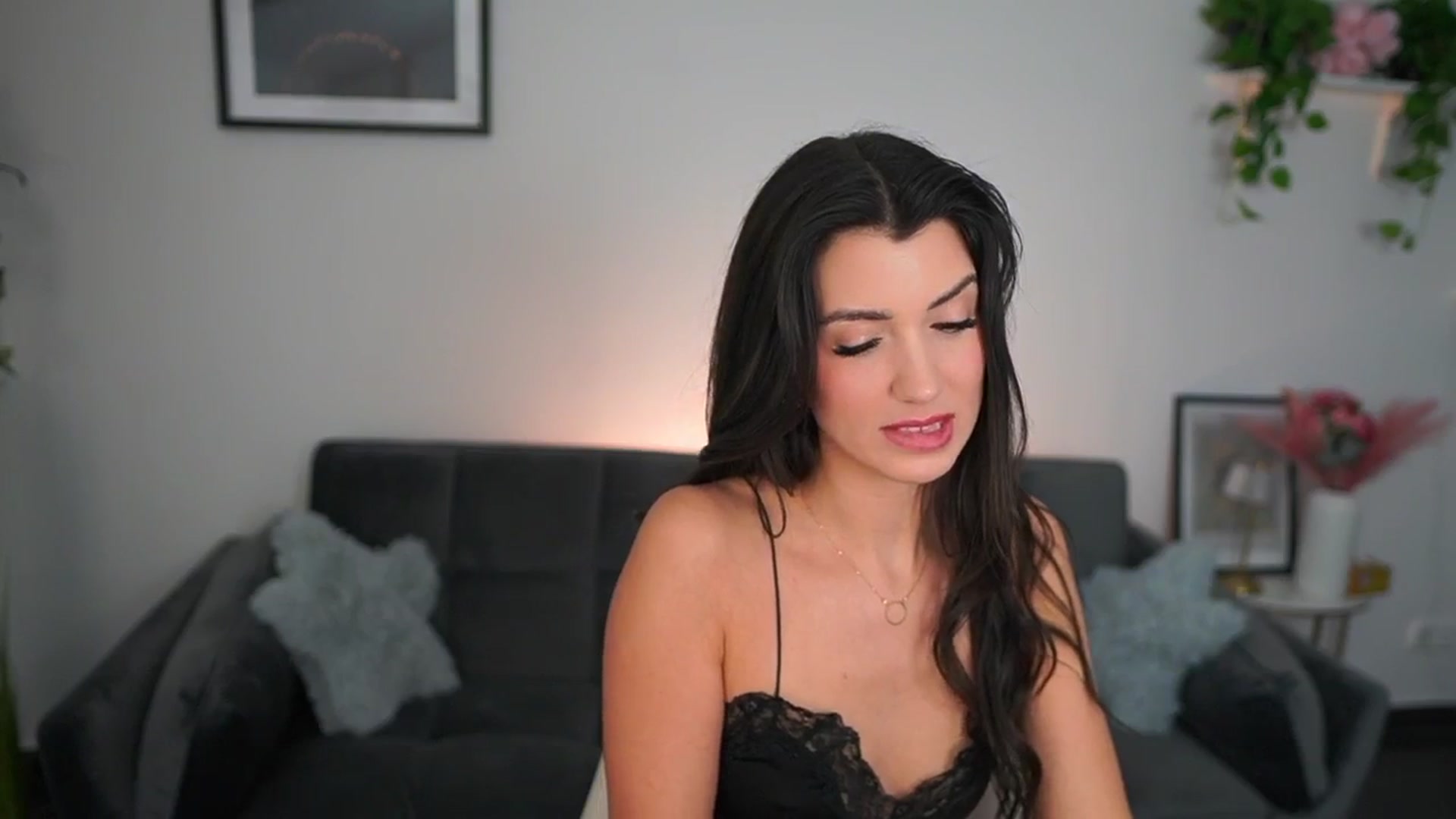 Gallery image thumbnail from Tru_Kait's myfreecams stream on, 11/14/2025, 19:08 image 12 of 20