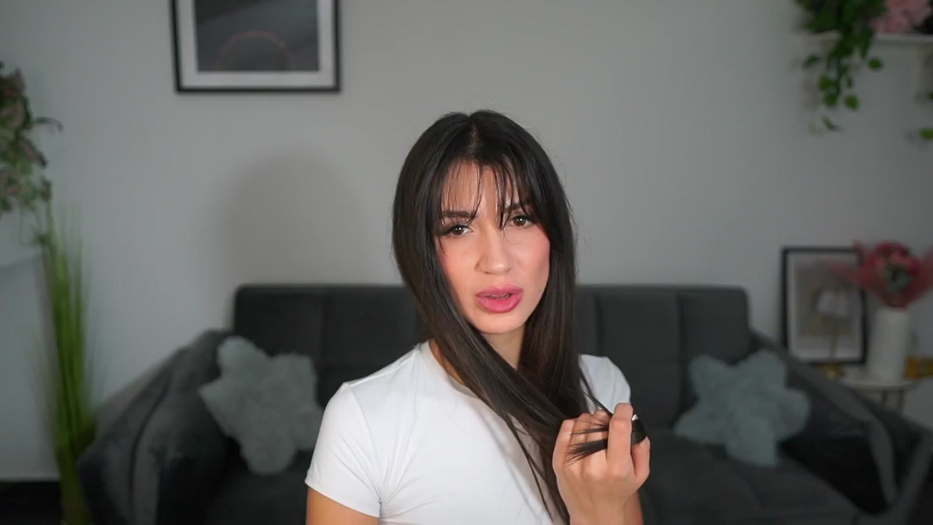 Gallery image thumbnail from Tru_Kait's myfreecams stream on, 11/17/2025, 15:19 image 2 of 20