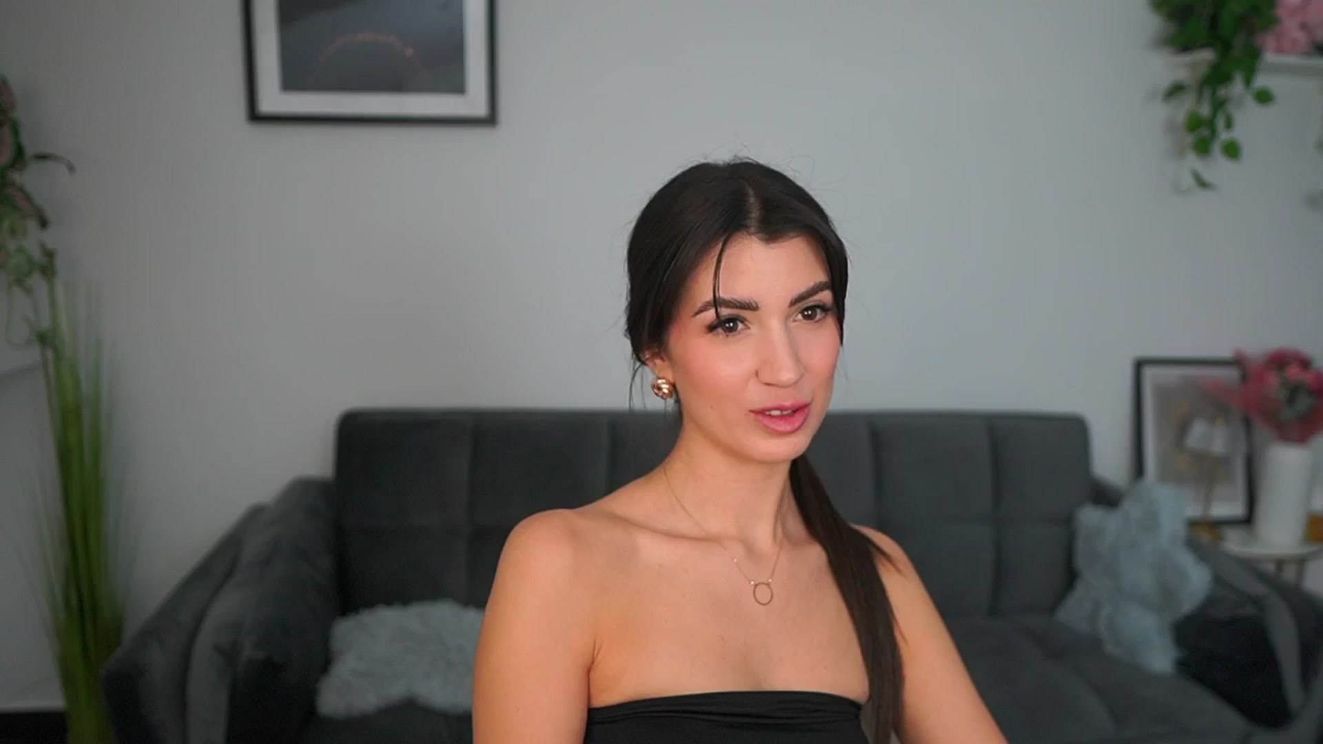 Gallery image thumbnail from Tru_Kait's myfreecams stream on, 11/20/2025, 17:56 image 15 of 20