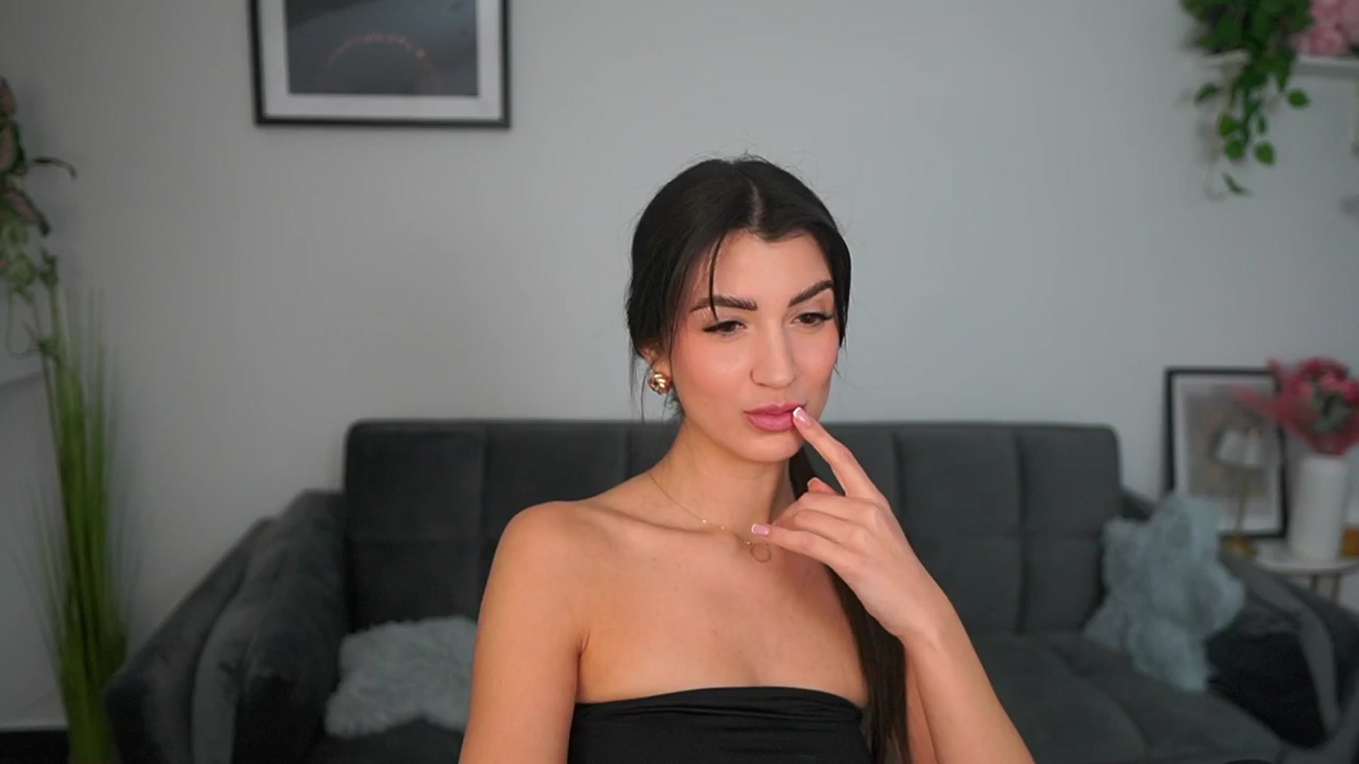 Gallery image thumbnail from Tru_Kait's myfreecams stream on, 11/20/2025, 17:56 image 18 of 20