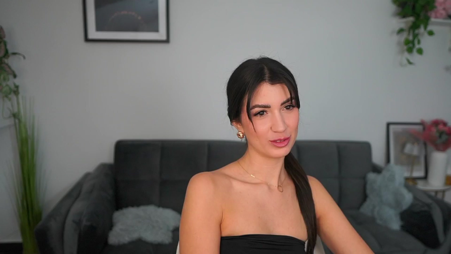 Gallery image thumbnail from Tru_Kait's myfreecams stream on, 11/20/2025, 17:56 image 9 of 20