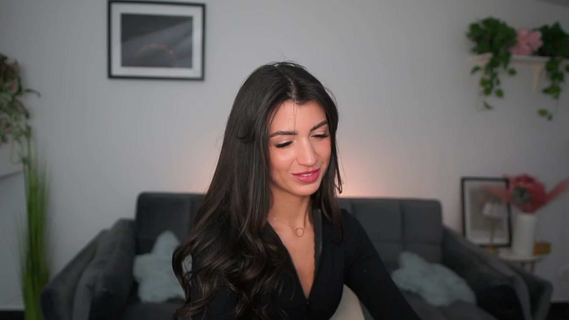Gallery image thumbnail from Tru_Kait's myfreecams stream on, 11/23/2025, 16:37 image 16 of 20