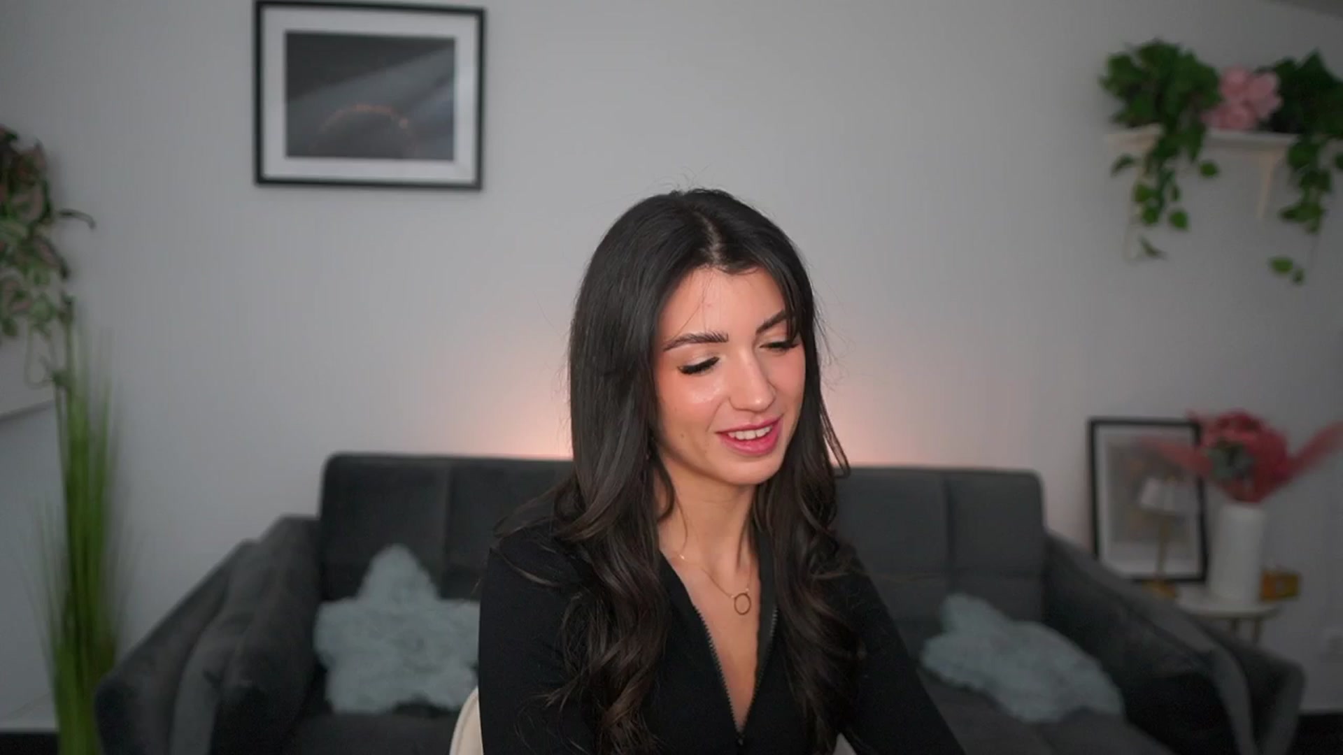 Gallery image thumbnail from Tru_Kait's myfreecams stream on, 11/23/2025, 16:37 image 18 of 20
