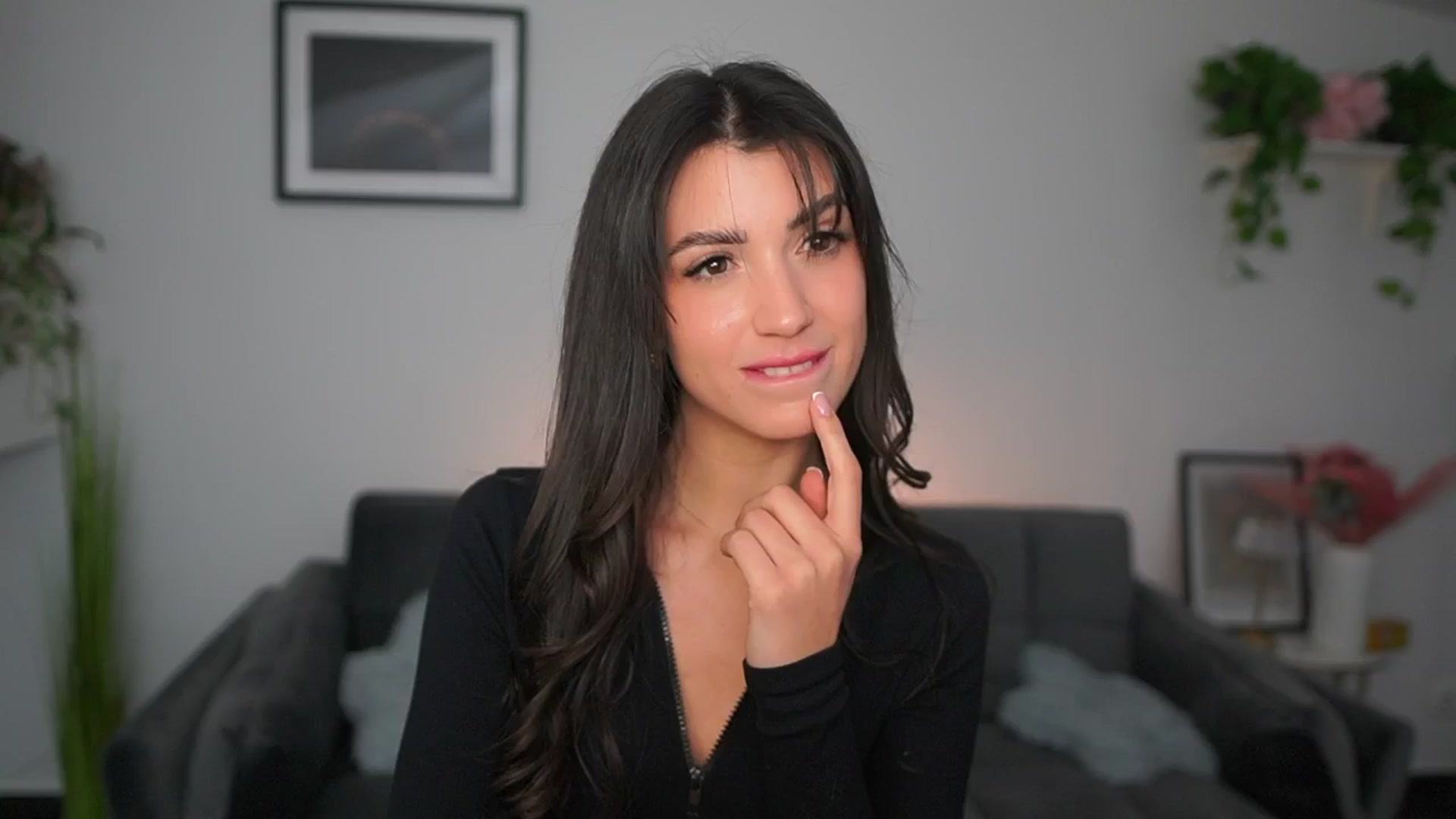 Gallery image thumbnail from Tru_Kait's myfreecams stream on, 11/23/2025, 18:03 image 5 of 20