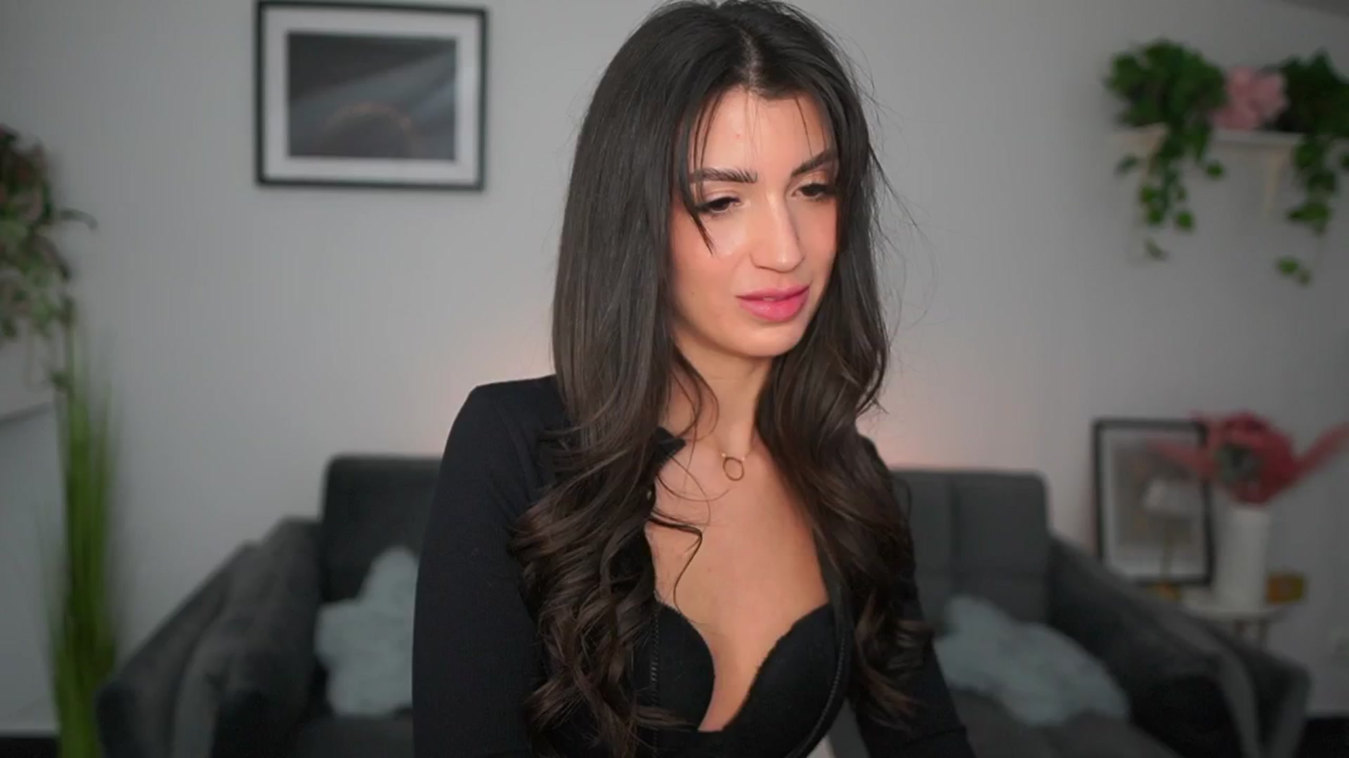 Gallery image thumbnail from Tru_Kait's myfreecams stream on, 11/23/2025, 18:03 image 14 of 20