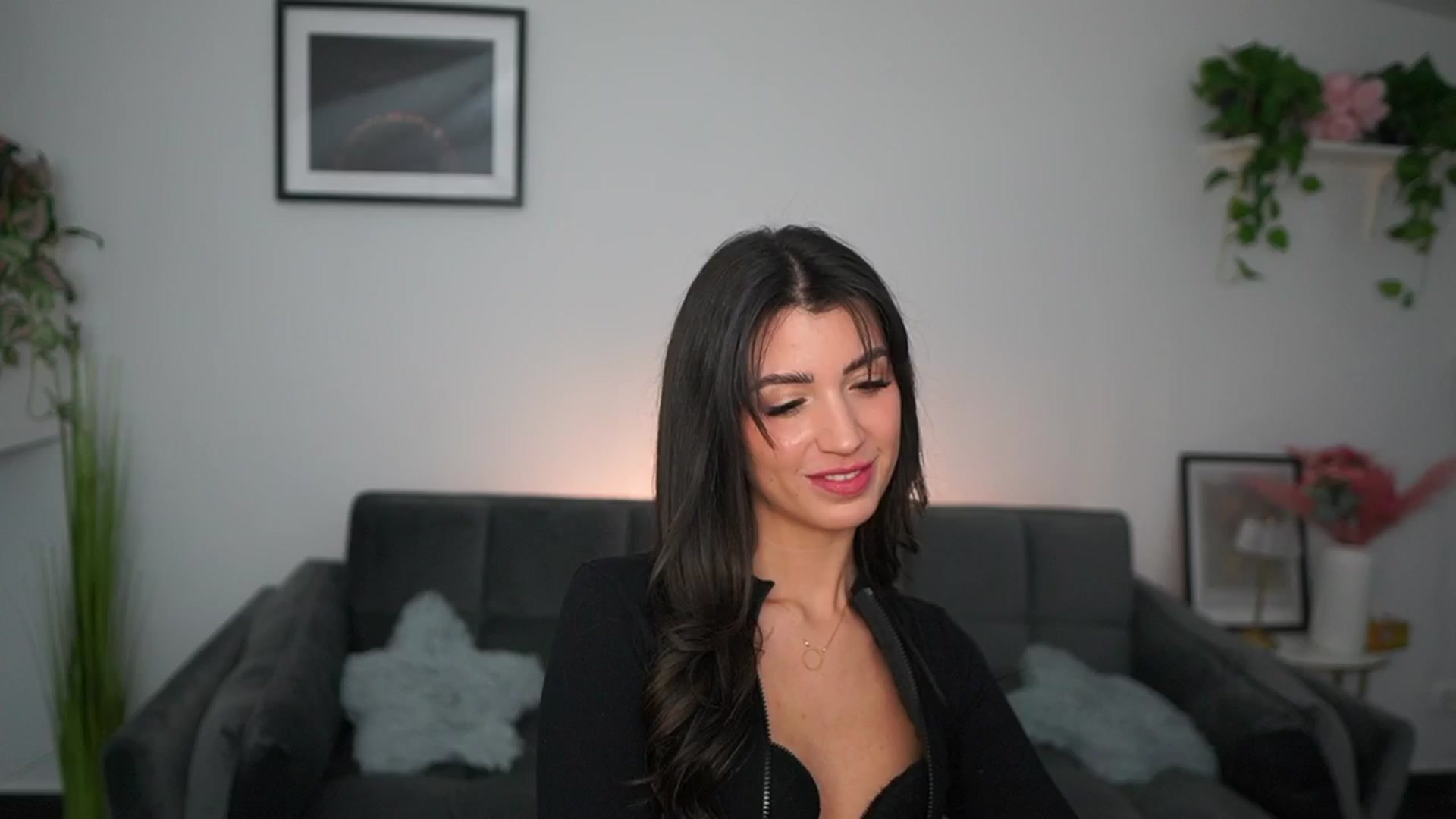 Gallery image thumbnail from Tru_Kait's myfreecams stream on, 11/23/2025, 18:03 image 18 of 20