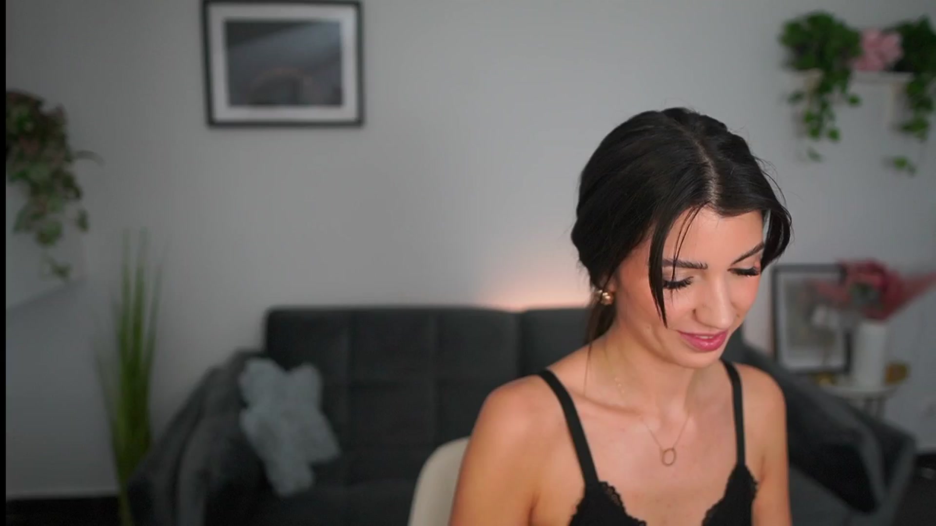 Gallery image thumbnail from Tru_Kait's myfreecams stream on, 12/02/2025, 01:39 image 18 of 20