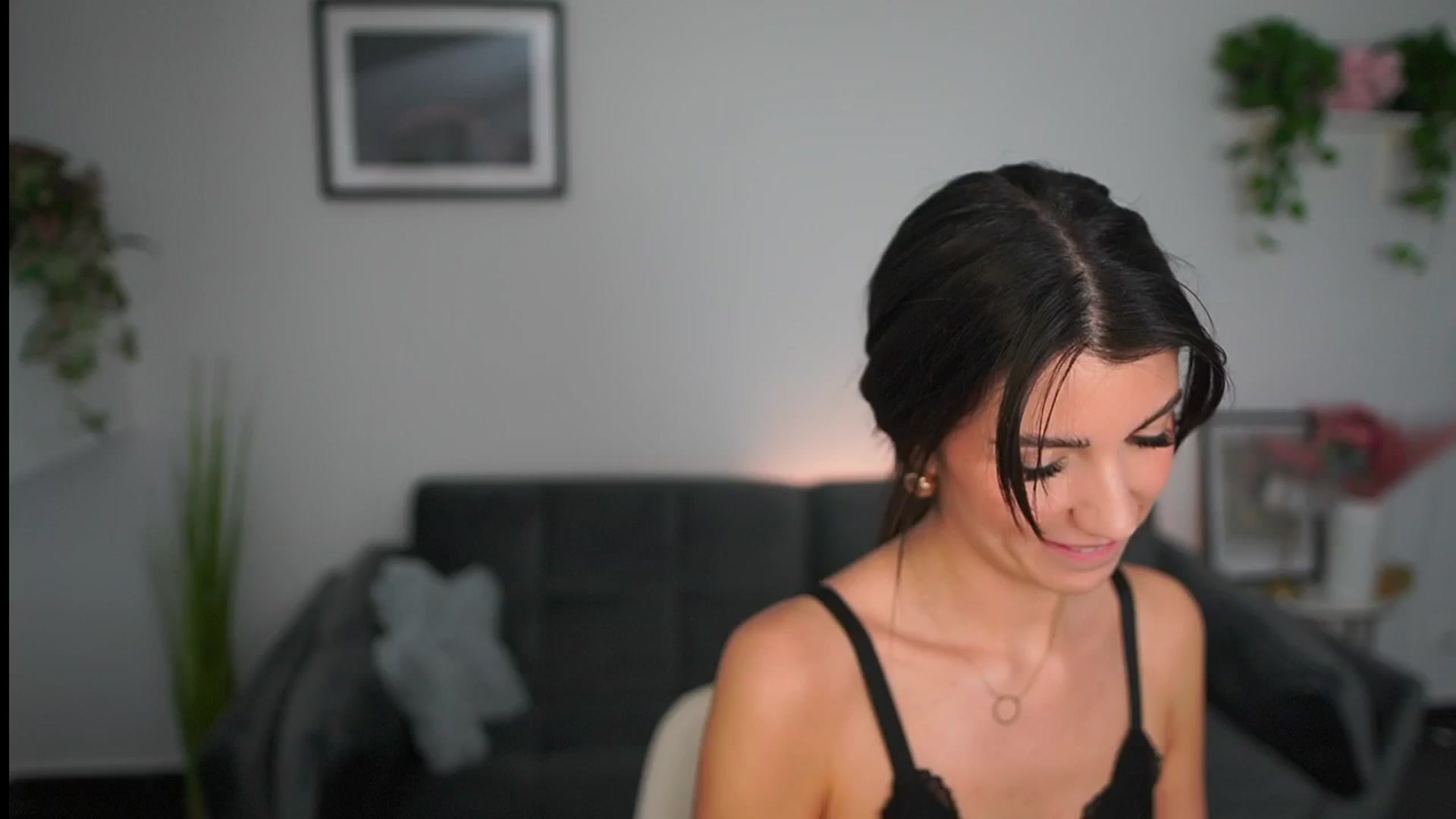 Gallery image thumbnail from Tru_Kait's myfreecams stream on, 12/02/2025, 01:39 image 15 of 20
