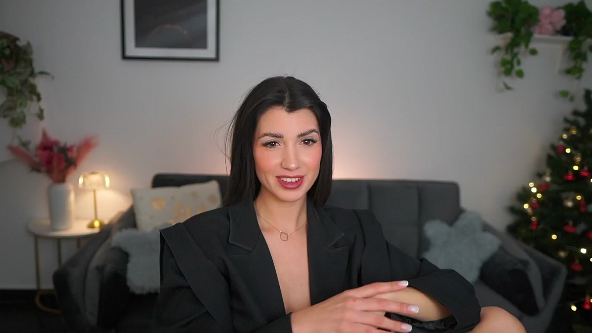 Gallery image thumbnail from Tru_Kait's myfreecams stream on, 12/02/2025, 21:01 image 7 of 20