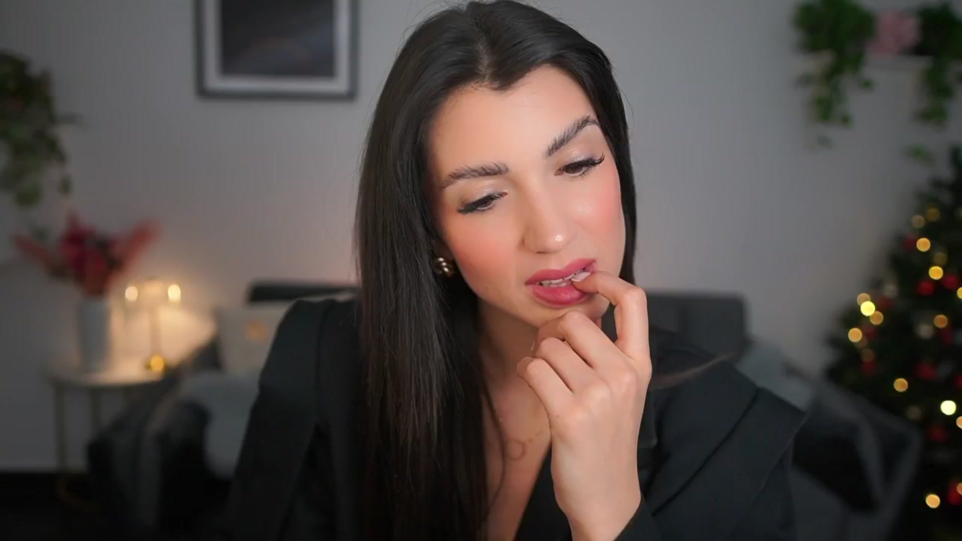 Gallery image thumbnail from Tru_Kait's myfreecams stream on, 12/02/2025, 21:01 image 20 of 20
