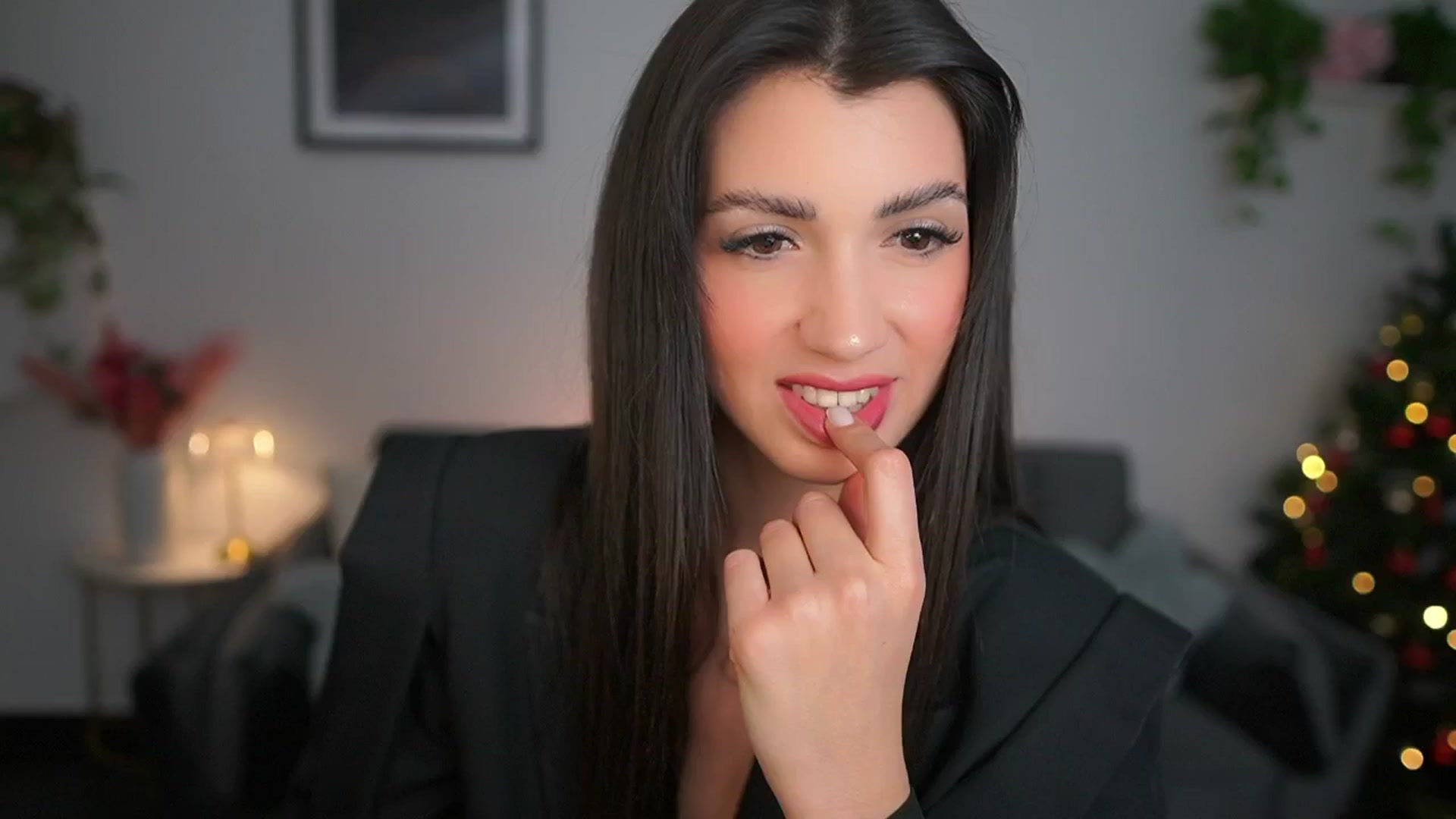 Gallery image thumbnail from Tru_Kait's myfreecams stream on, 12/02/2025, 21:01 image 16 of 20