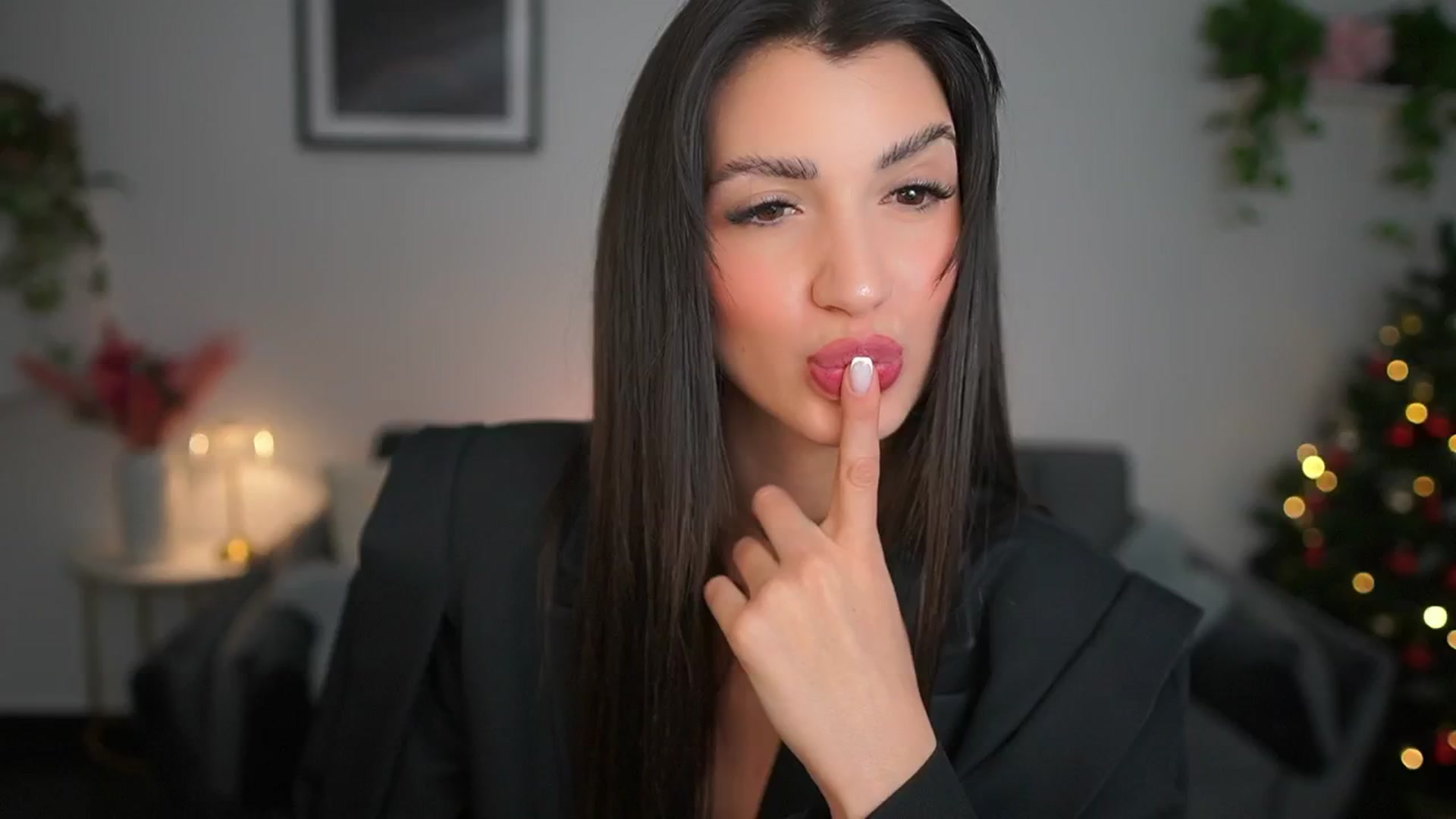 Gallery image thumbnail from Tru_Kait's myfreecams stream on, 12/02/2025, 21:01 image 18 of 20