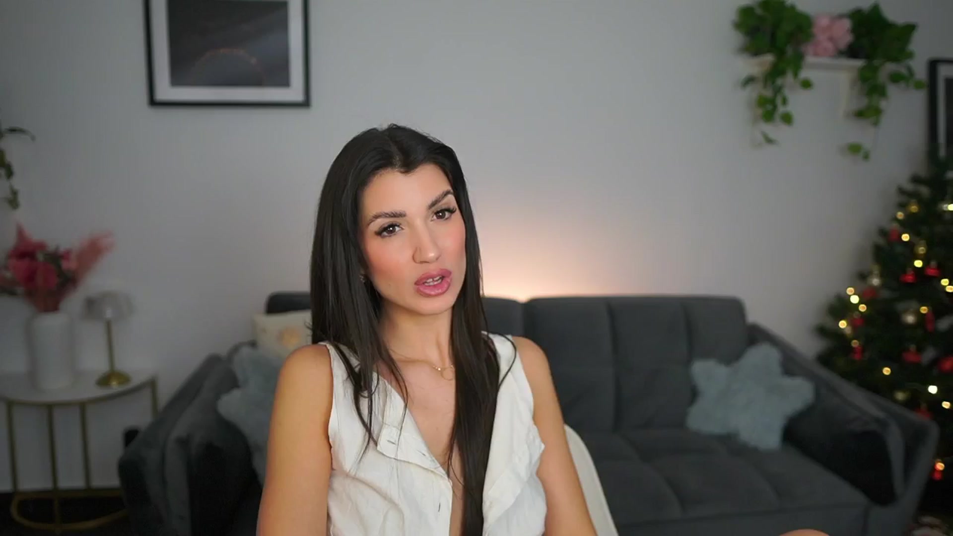 Gallery image thumbnail from Tru_Kait's myfreecams stream on, 12/03/2025, 01:22 image 20 of 20