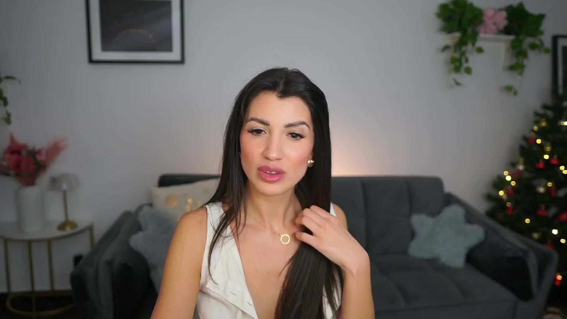 Gallery image thumbnail from Tru_Kait's myfreecams stream on, 12/03/2025, 01:22 image 18 of 20