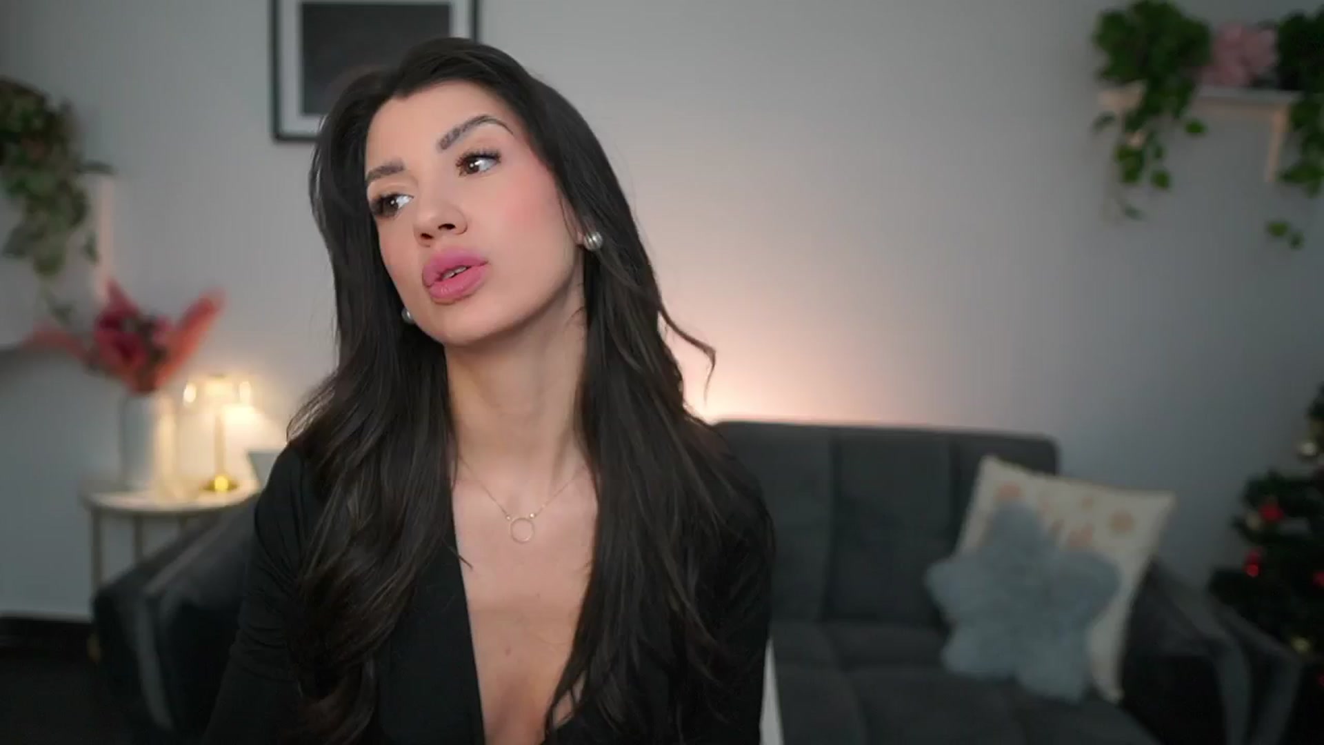 Gallery image thumbnail from Tru_Kait's myfreecams stream on, 12/21/2025, 15:00 image 11 of 20