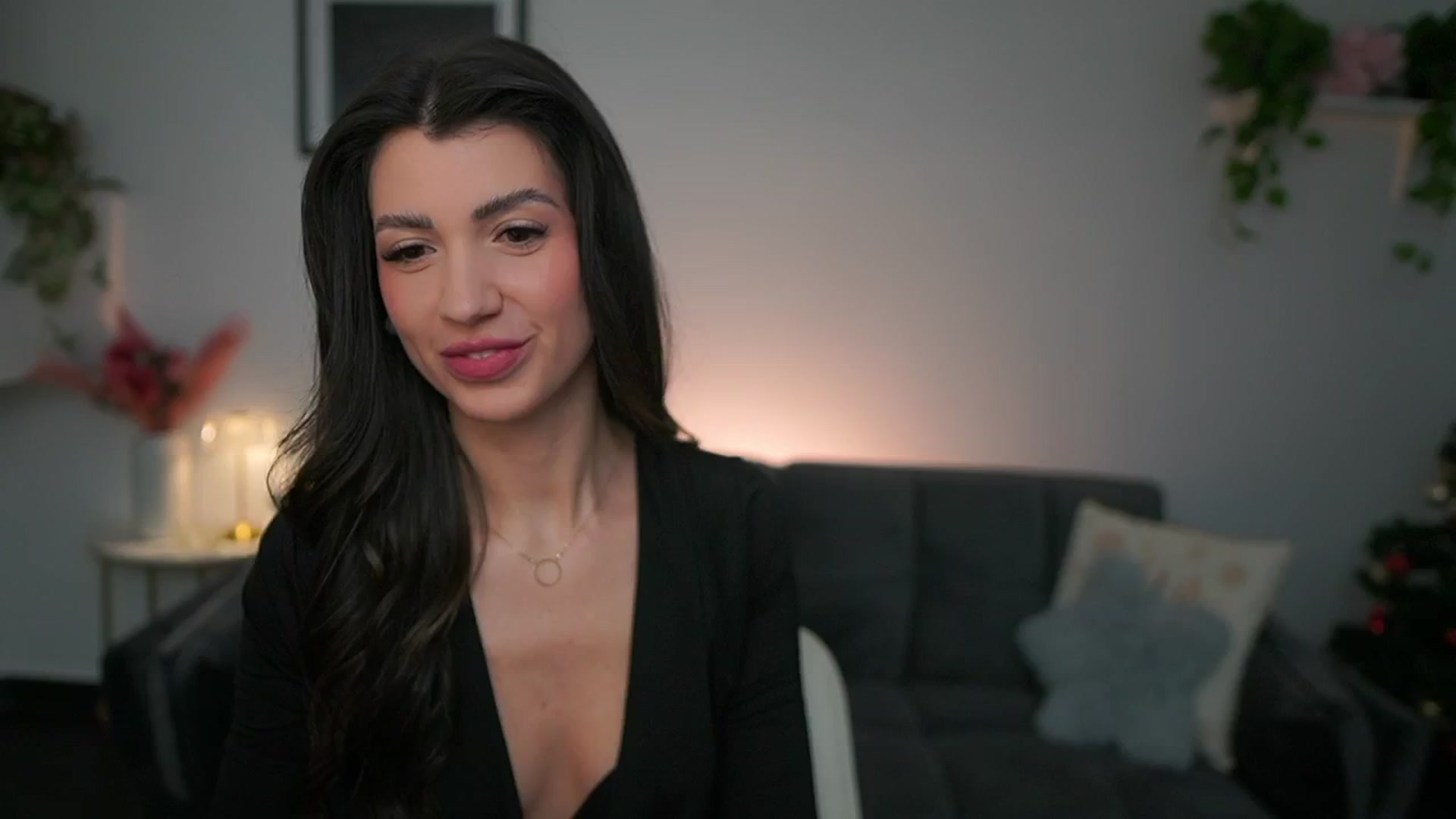 Gallery image thumbnail from Tru_Kait's myfreecams stream on, 12/21/2025, 15:00 image 14 of 20