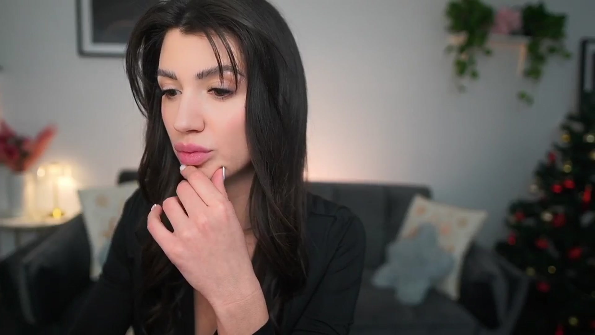 Gallery image thumbnail from Tru_Kait's myfreecams stream on, 12/21/2025, 18:22 image 10 of 20