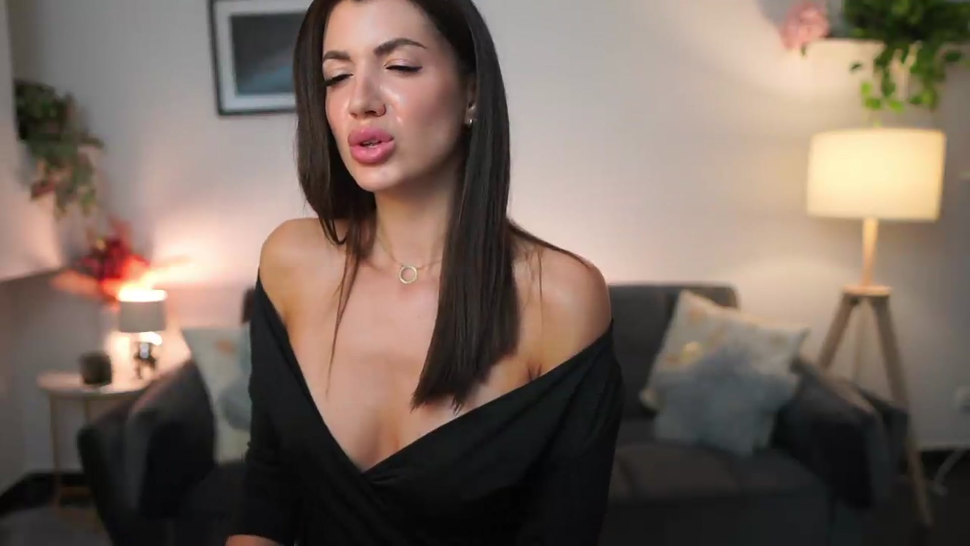 Gallery image thumbnail from Tru_Kait's myfreecams stream on, 07/27/2026, 17:58 image 20 of 20