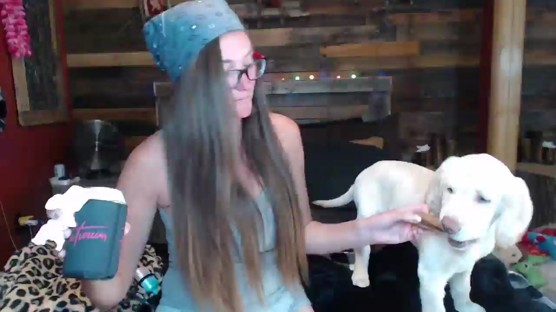 Gallery image thumbnail from TrueHalo's myfreecams stream on, 05/17/2025, 19:32 image 7 of 20
