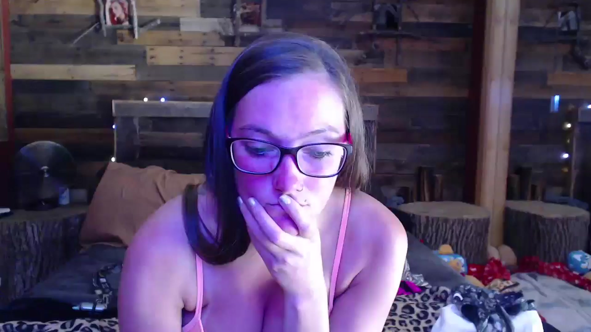 Gallery image thumbnail from TrueHalo's myfreecams stream on, 05/19/2025, 20:58 image 11 of 20