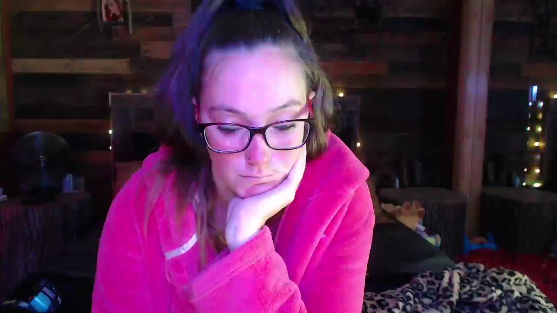 Gallery image thumbnail from TrueHalo's myfreecams stream on, 05/29/2025, 19:26 image 17 of 20