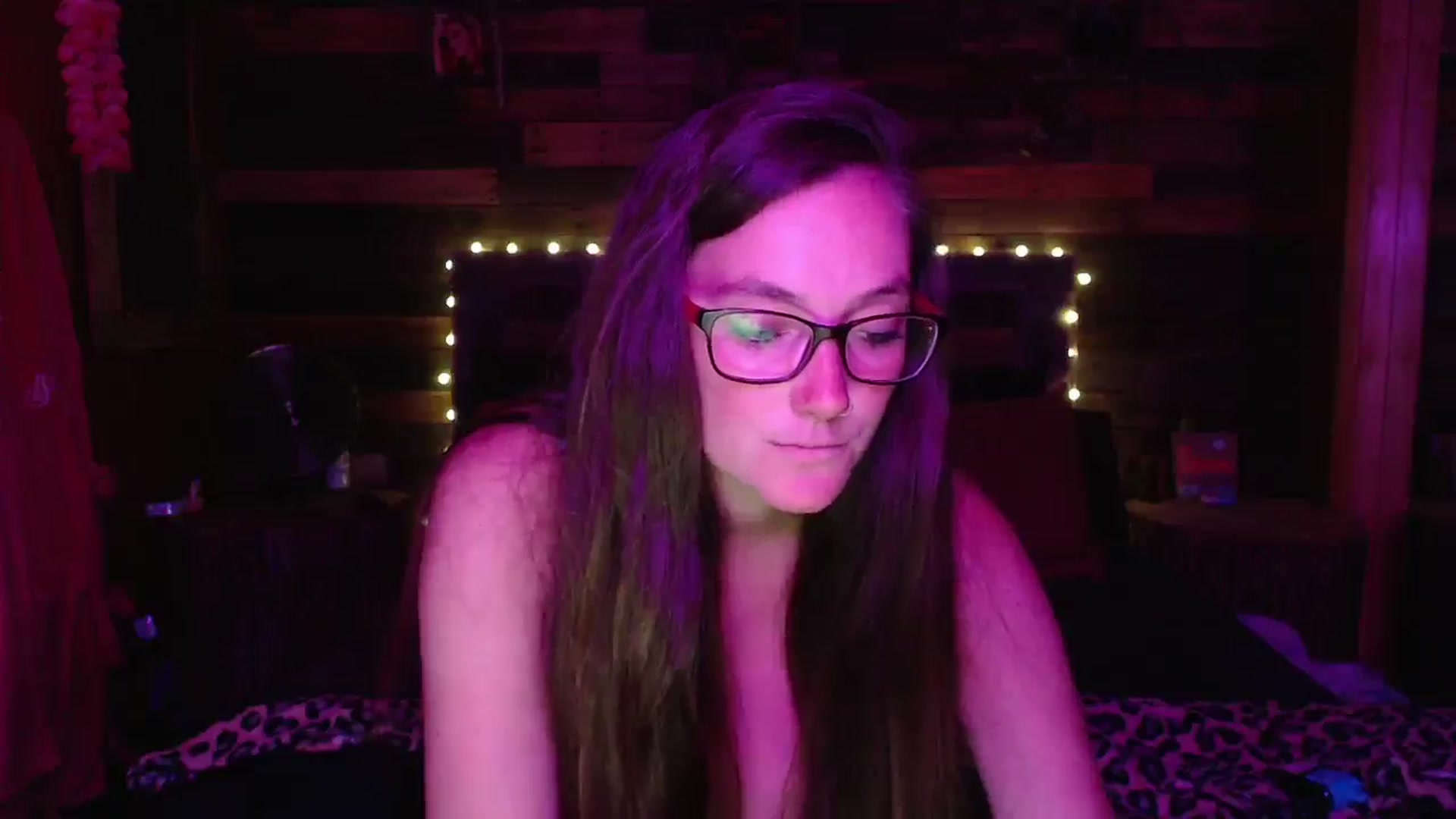 Gallery image thumbnail from TrueHalo's myfreecams stream on, 06/10/2025, 19:31 image 13 of 20