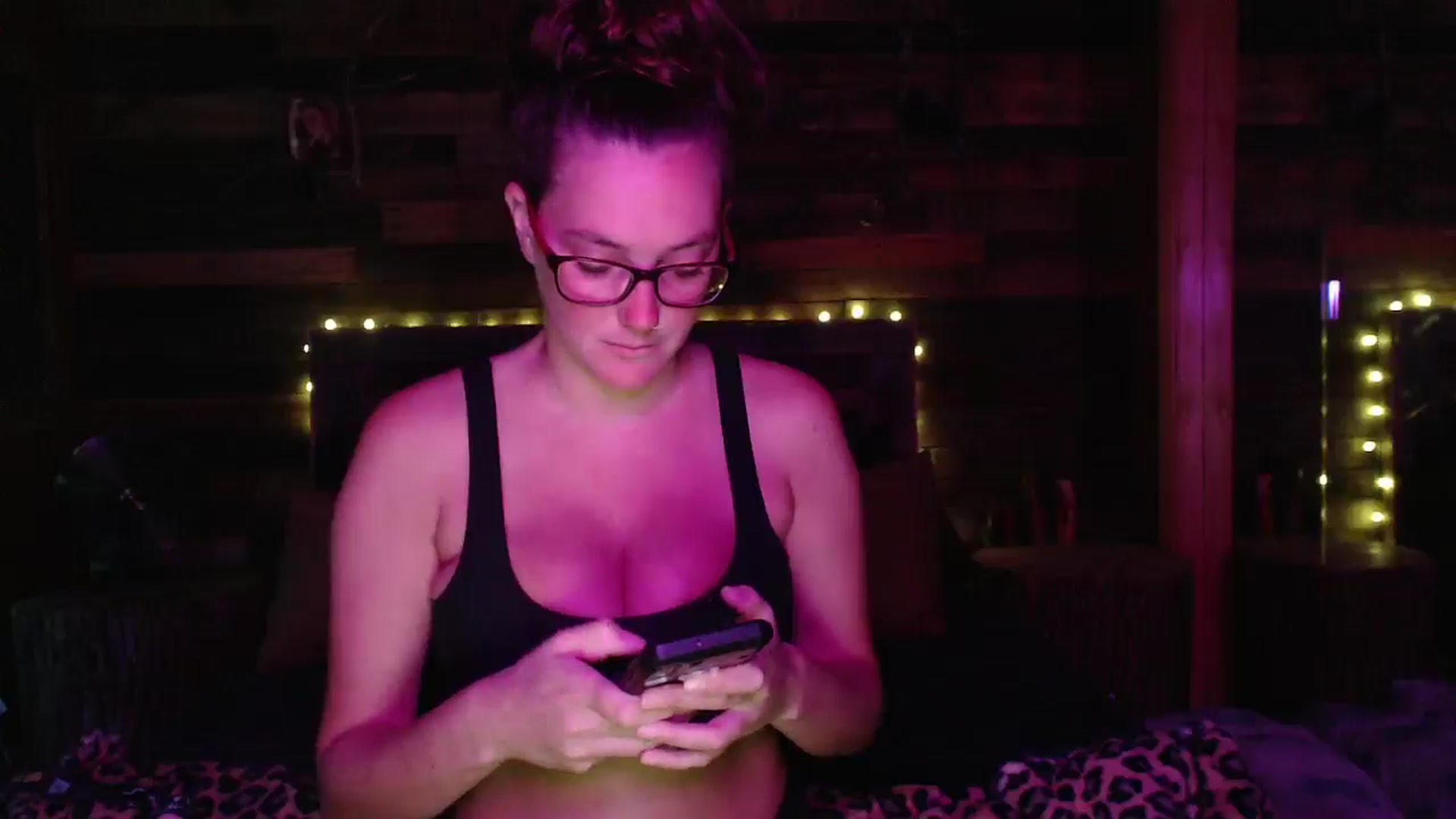Gallery image thumbnail from TrueHalo's myfreecams stream on, 06/12/2025, 16:59 image 14 of 20