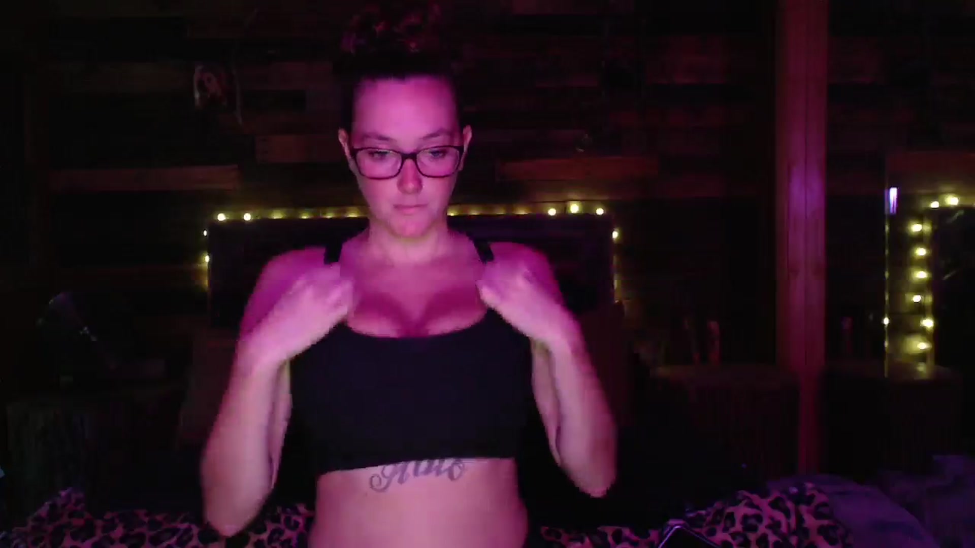 Gallery image thumbnail from TrueHalo's myfreecams stream on, 06/12/2025, 16:59 image 17 of 20