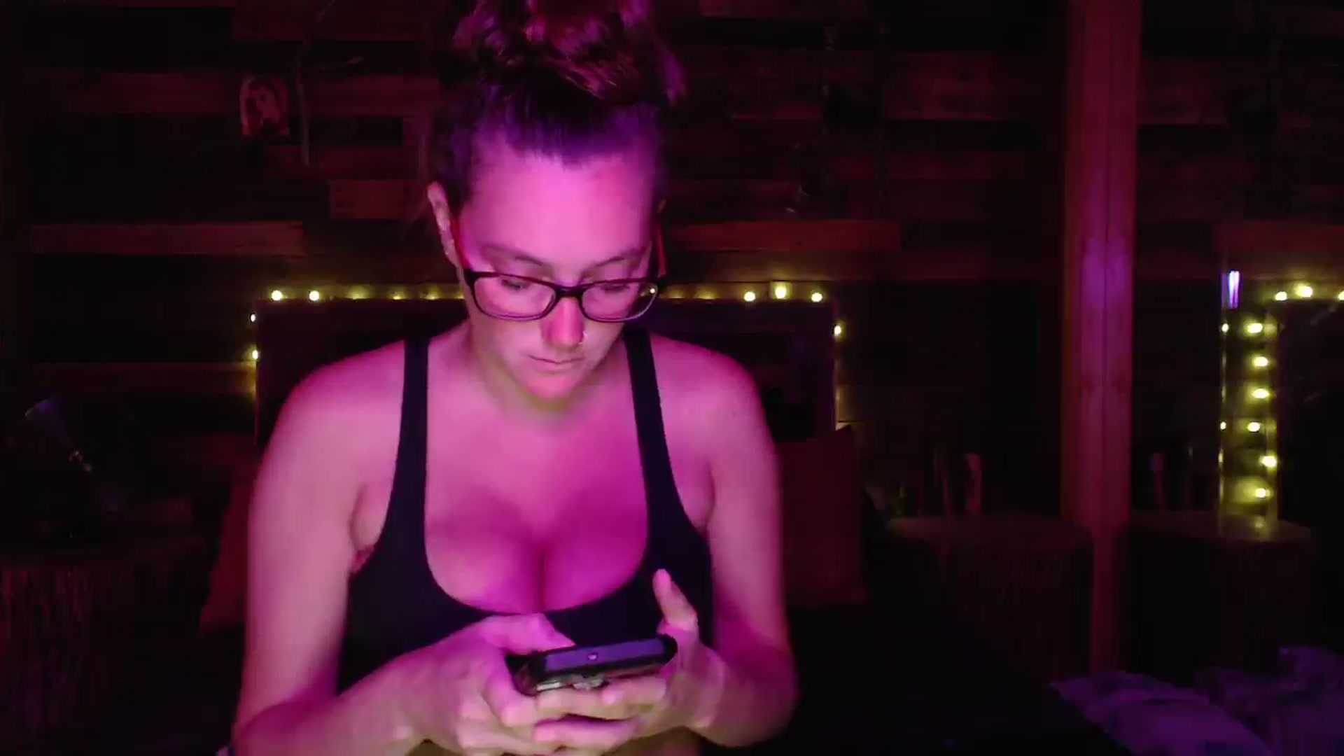 Gallery image thumbnail from TrueHalo's myfreecams stream on, 06/12/2025, 18:37 image 3 of 20
