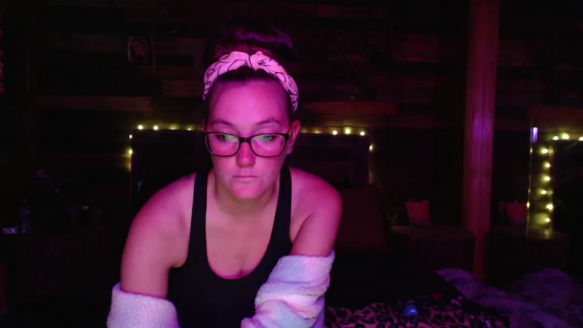 Gallery image thumbnail from TrueHalo's myfreecams stream on, 06/13/2025, 19:20 image 10 of 20